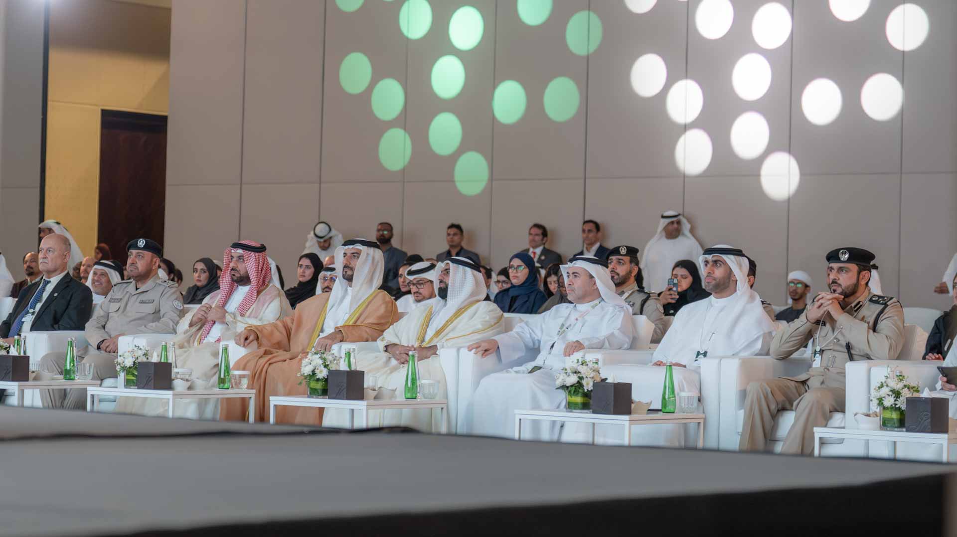 سلطان بن أحمد القاسمي يشهد انطلاق معرض الصحة والسلامة والبيئة 