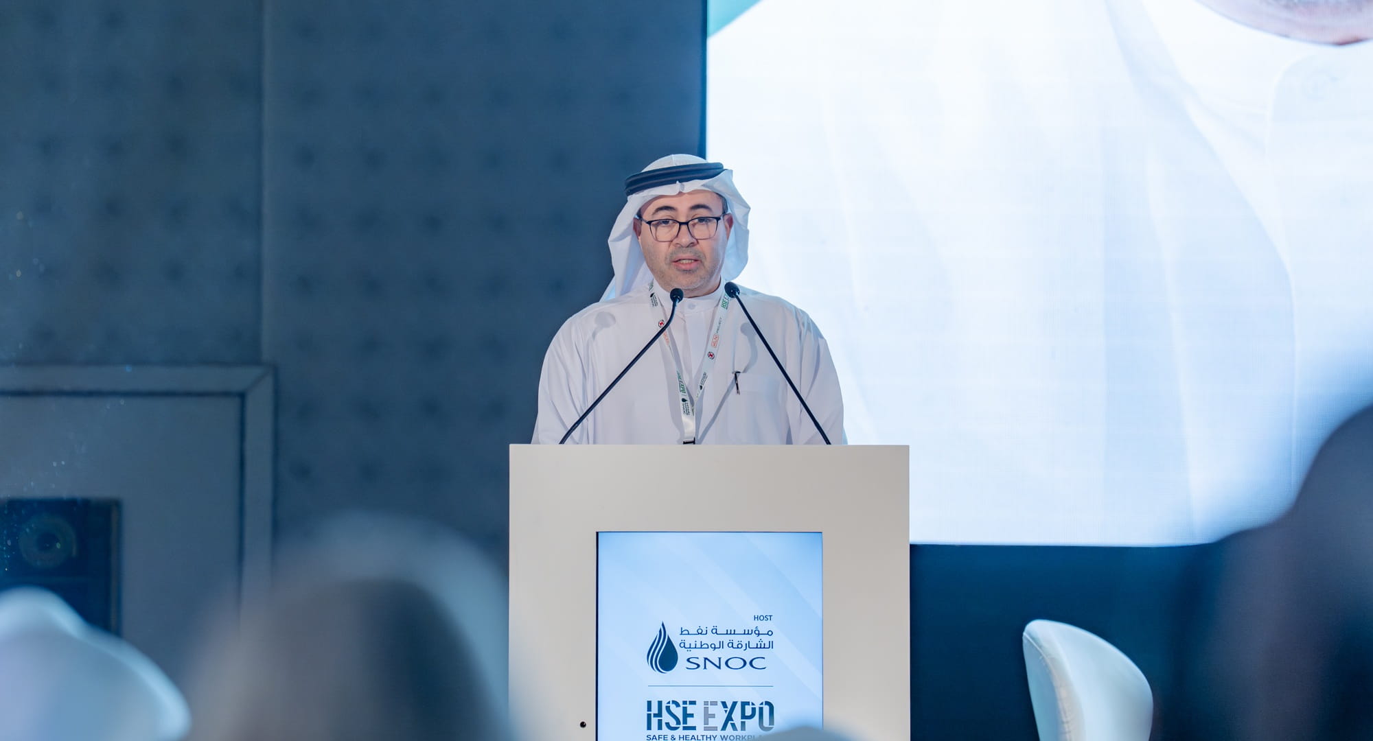 صورة بعنوان: <span class="scChromeData">{"commands":[{"click":"chrome:common:edititem({command:\"webedit:open\"})","header":"Edit the related item","icon":"/temp/iconcache/office/16x16/cubes.png","disabledIcon":"/temp/cubes_disabled16x16.png","isDivider":false,"tooltip":"Edit the related item in the Content Editor.","type":"common"},{"click":"chrome:rendering:personalize({command:\"webedit:personalize\"})","header":"Personalize","icon":"/temp/iconcache/office/16x16/users_family.png","disabledIcon":"/temp/users_family_disabled16x16.png","isDivider":false,"tooltip":"Create or edit personalization for this component.","type":"sticky"},{"click":"chrome:rendering:editvariations({command:\"webedit:editvariations\"})","header":"Edit variations","icon":"/temp/iconcache/office/16x16/windows.png","disabledIcon":"/temp/windows_disabled16x16.png","isDivider":false,"tooltip":"Edit the variations.","type":"sticky"}],"contextItemUri":"sitecore://master/{97AA4946-EE7F-4387-B75F-4D291263D338}?lang=ar&ver=1","custom":{},"displayName":"Title","expandedDisplayName":"This is require field and Maximum 90 character is allow"}</span><span sc_parameters="prevent-line-break=true" class="scWebEditInput scEnabledChrome" id="fld_97AA4946EE7F4387B75F4D291263D338_E873DAB3C3324E8EB106973D9F53F5B7_ar_1_9b1f8f031ddb47ee8fb55712364ad78d_14428_edit" contenteditable="true" scdefaulttext="[No text in field]" scfieldtype="single-line text" sc-part-of="field">سلطان بن أحمد يشهد انطلاق معرض الصحة والسلامة والبيئة HSE EXPO </span>_968EC68183EA4D66B165618DCD425928