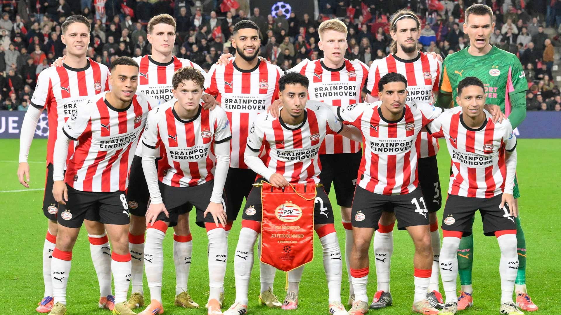 آيندهوفن يتوج بطلاً للدوري الهولندي للمرة السابعة والعشرين