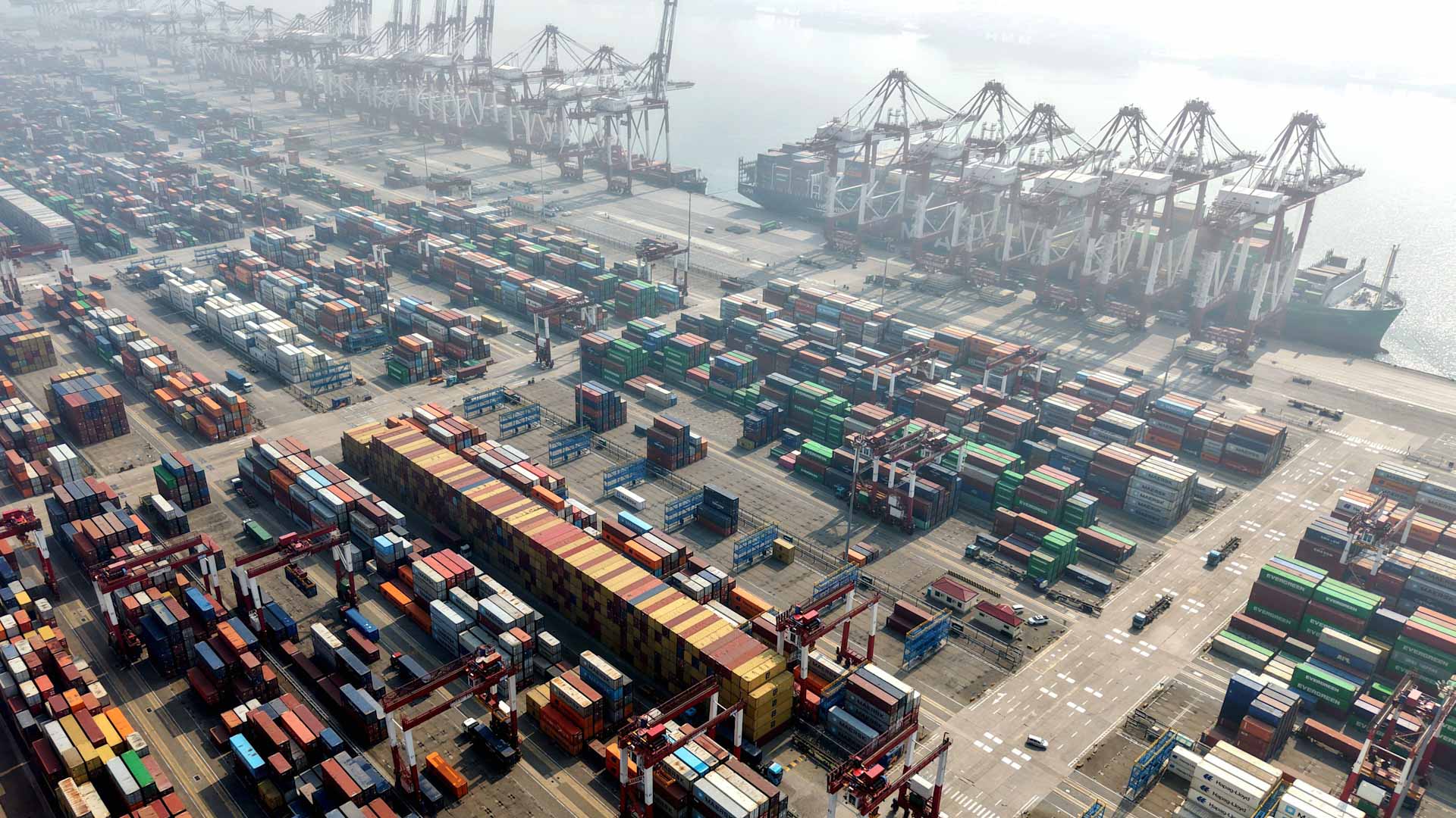 Oil pares gains after Middle East tensions