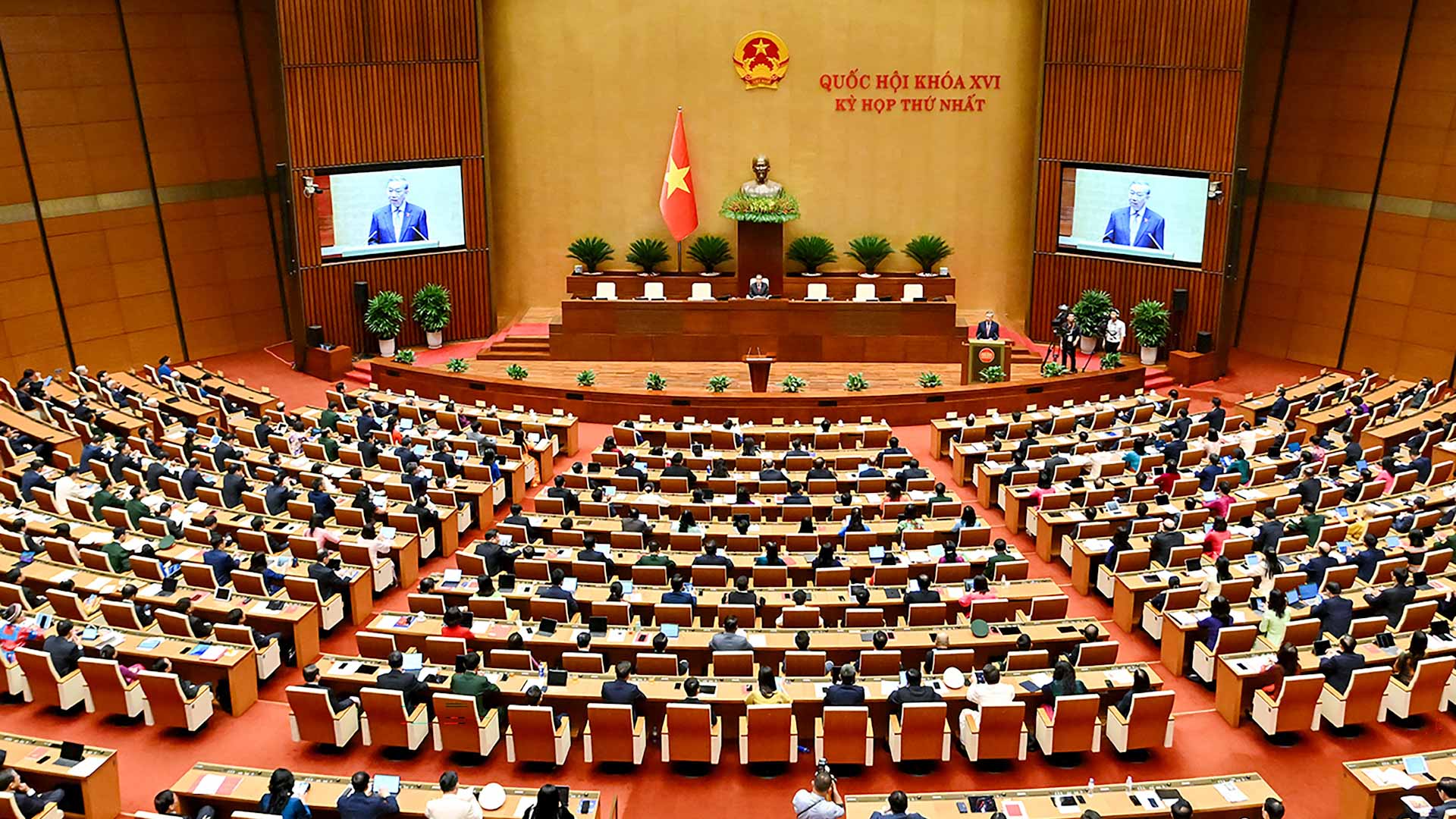 Vietnam parliament convenes to confirm new state leaders