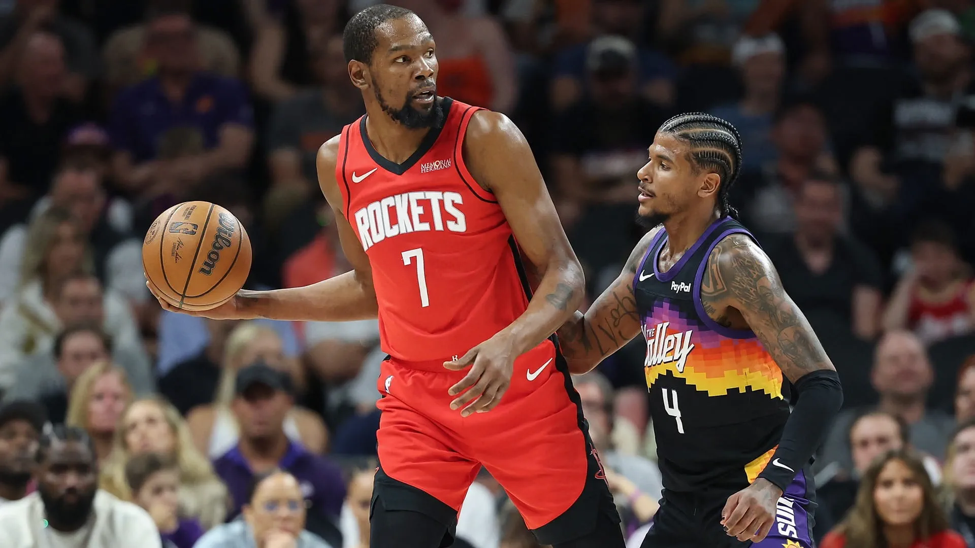 Houston defeats Phoenix in NBA playoffs 