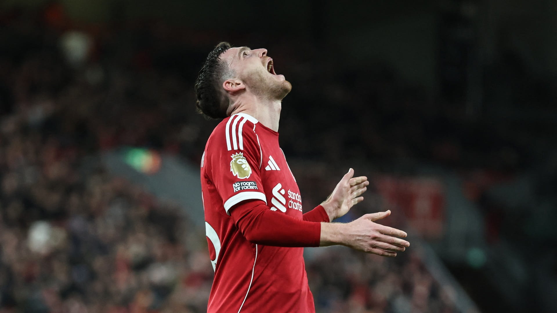 Robertson announces departure from Liverpool 