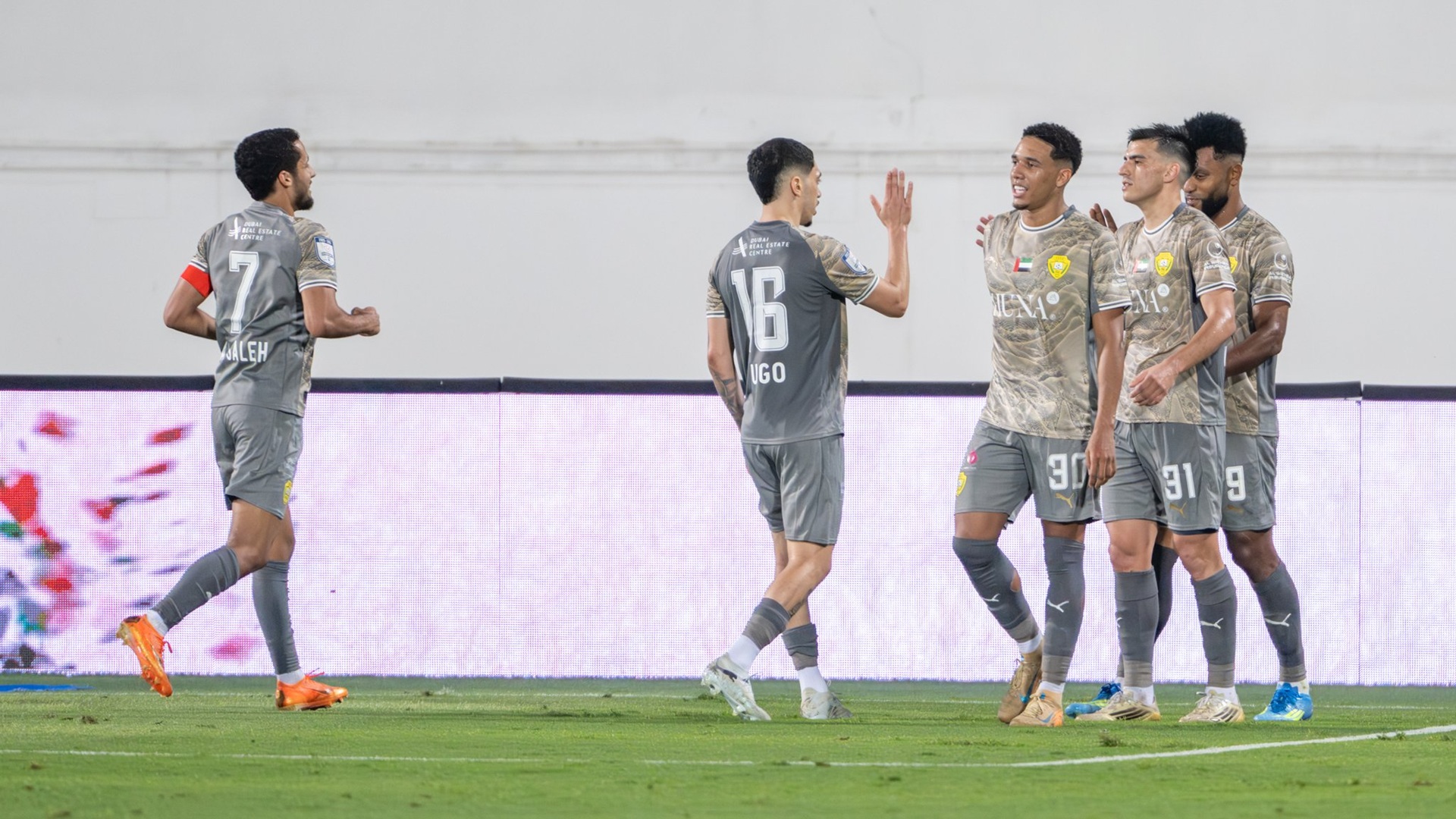 الوصل يفوز على عجمان بثلاثية في دوري أدنوك للمحترفين