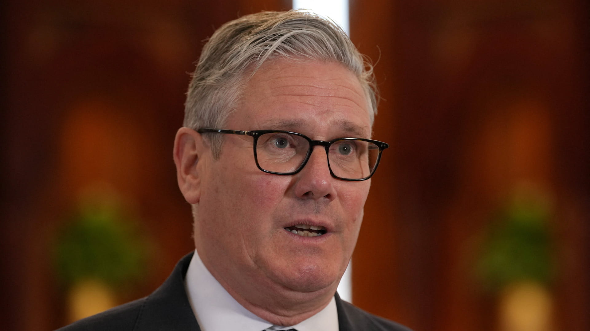 ستارمر: بريطانيا لن تنجر للحرب ولا تدعم الحصار الأميركي لمضيق هرمز 