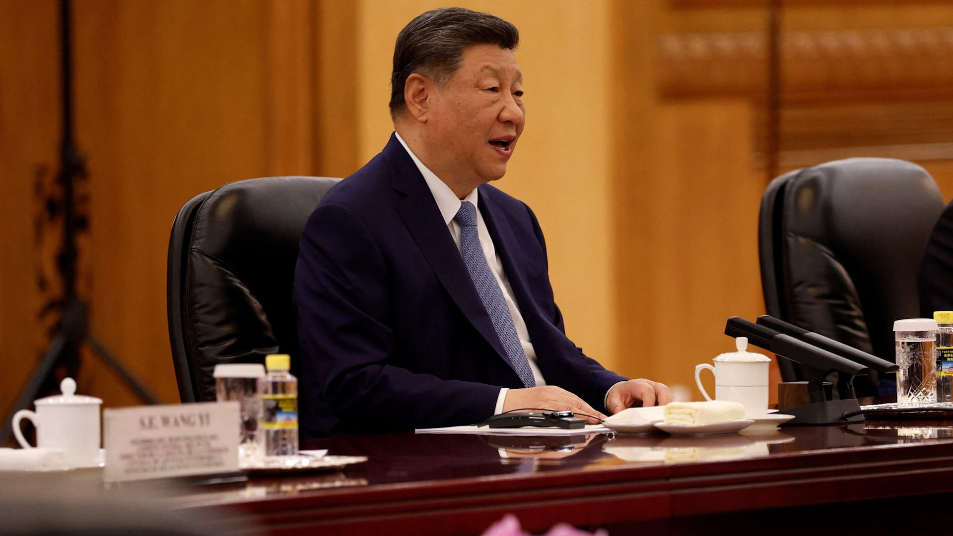 رئيس الصين يشدد على سيادة القانون لإحلال السلام في الشرق الأوسط