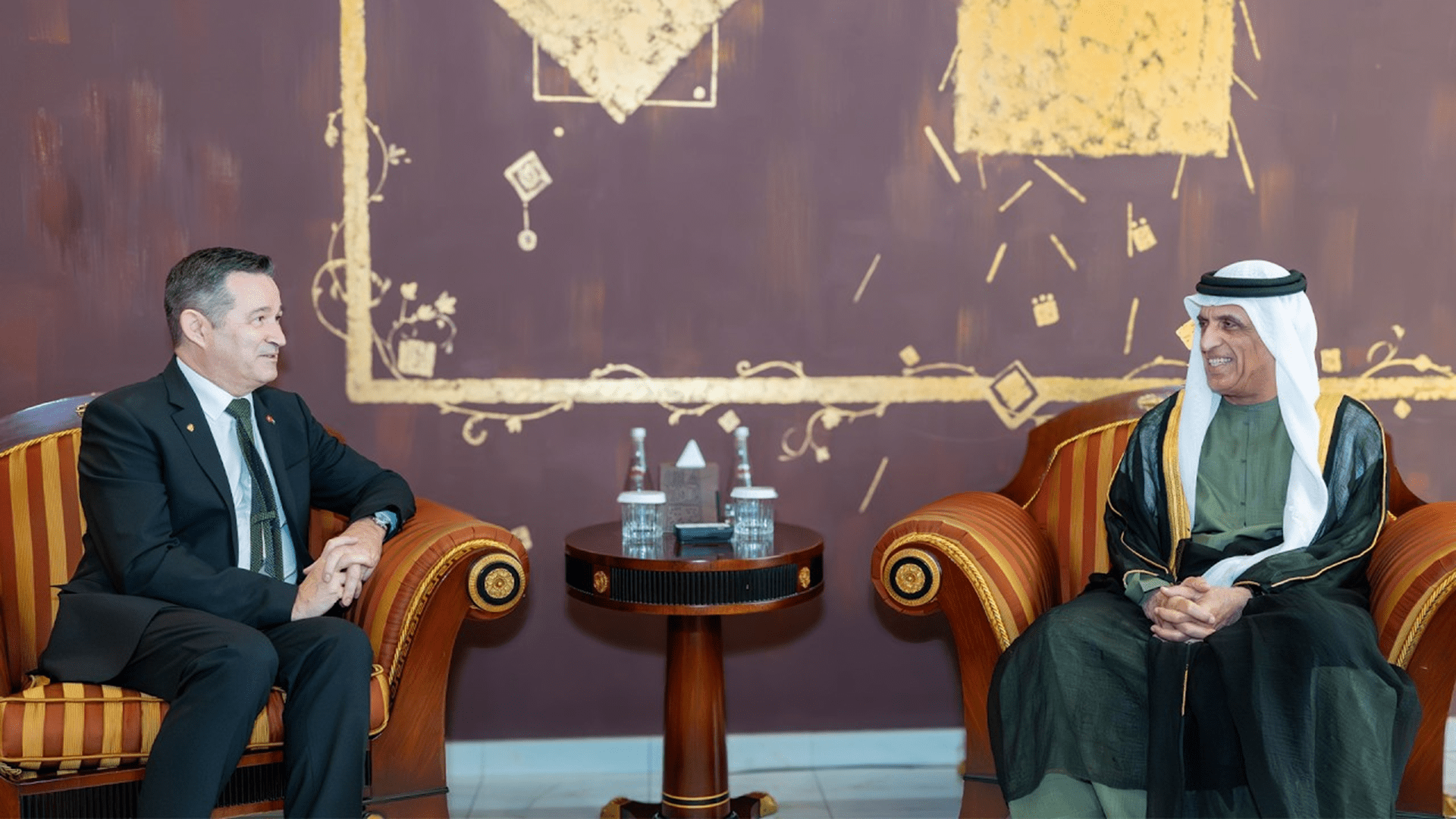 Saud bin Saqr receives Swiss Ambassador to UAE