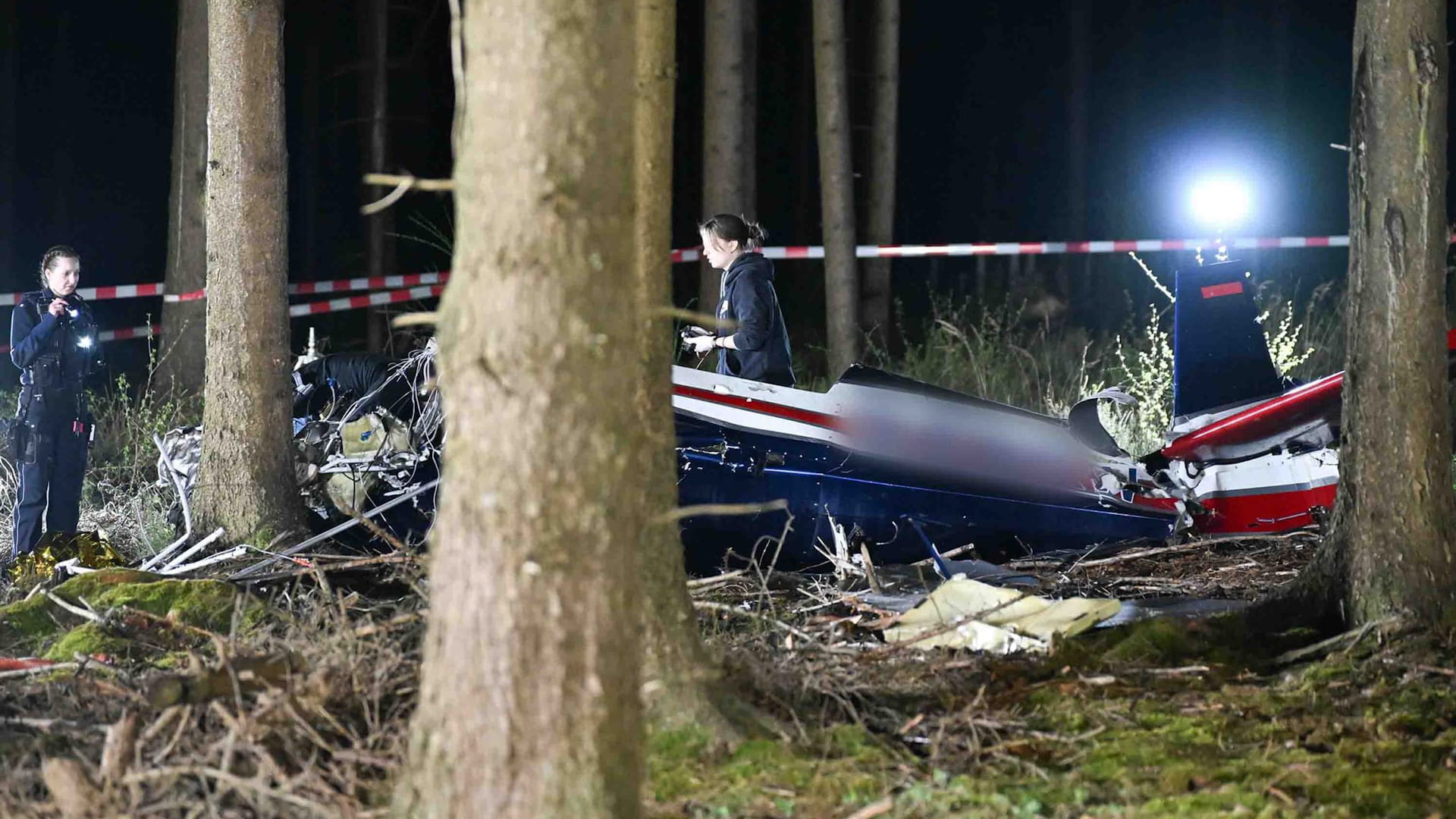 Two killed in light aircraft crash in western Germany 