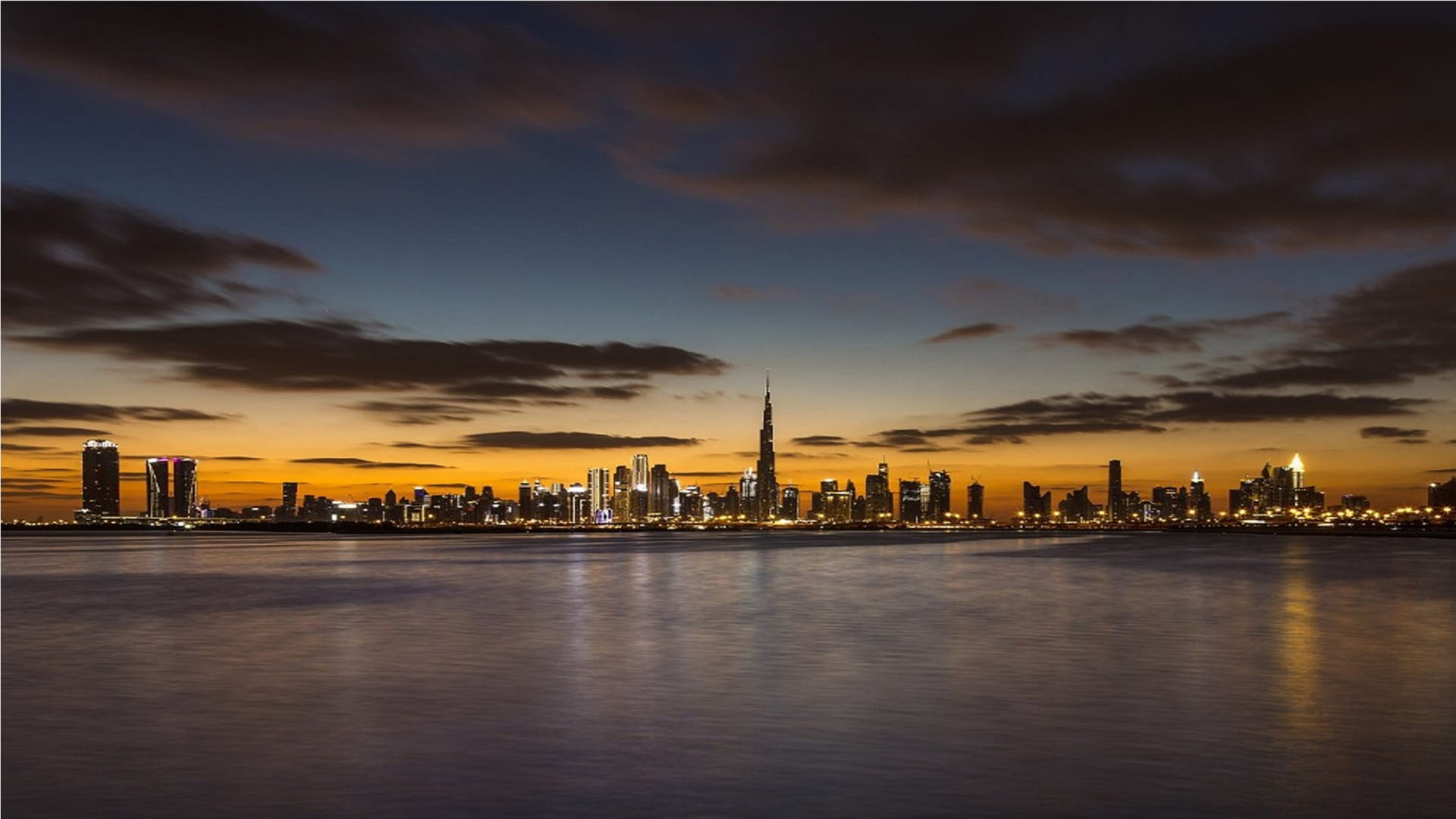 الأرصاد: طقس الغد صحو إلى غائم جزئياً والبحر مضطرب الموج 