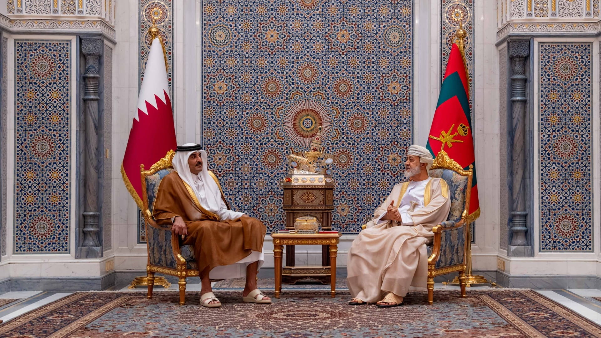 Sultan of Oman, Emir of Qatar discuss regional developments