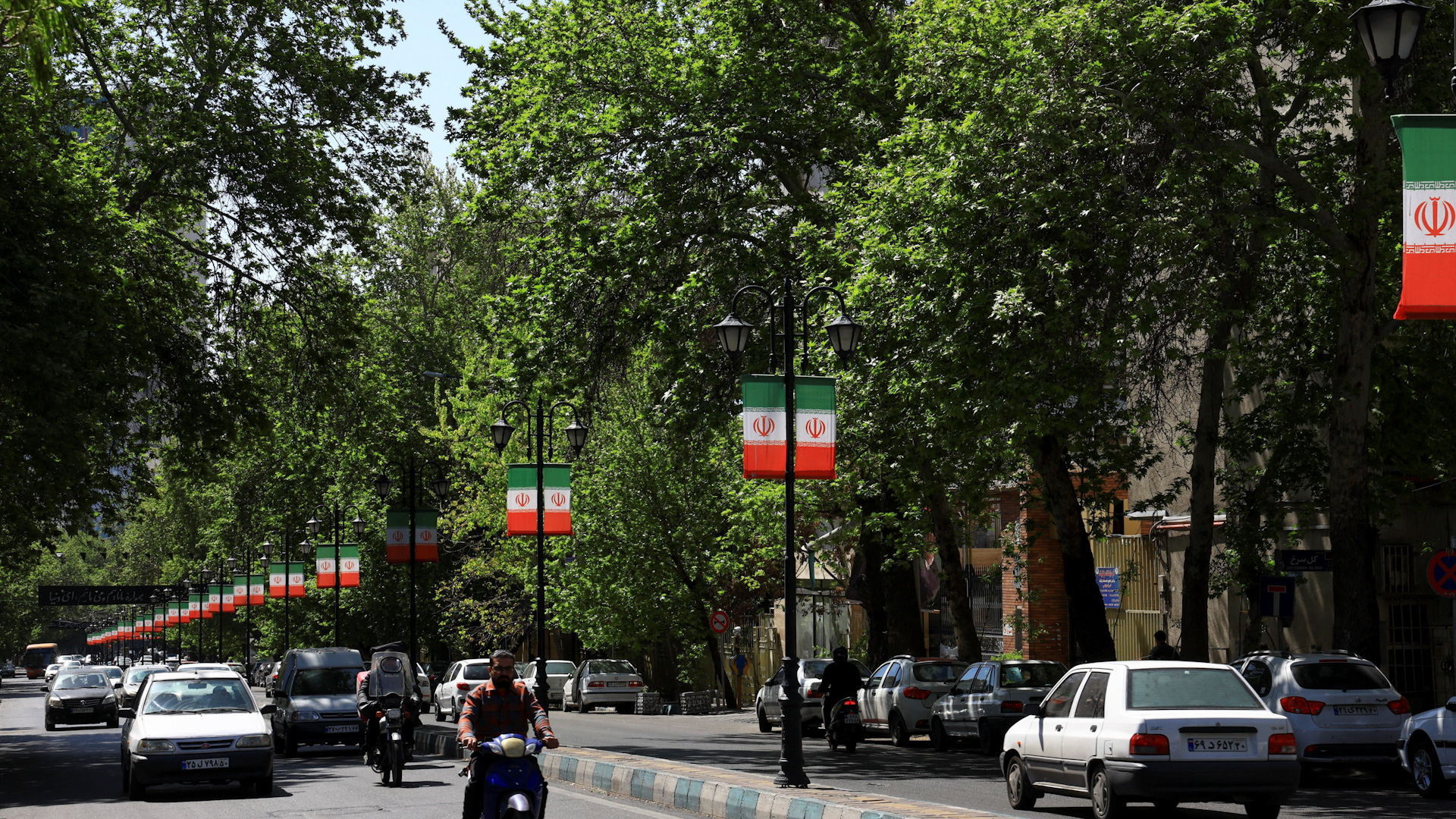 تركيا تدعو أميركا وإيران لعقد محادثات بناءة لإنهاء الحرب