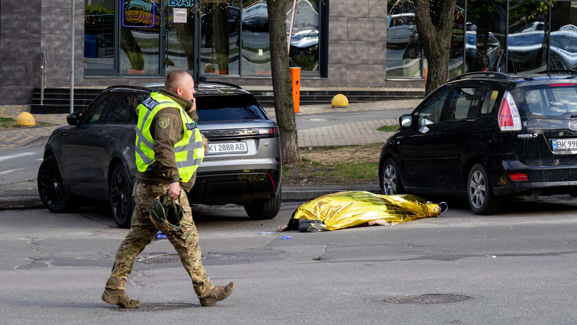 Five killed in Kyiv supermarket shooting, gunman shot dead 