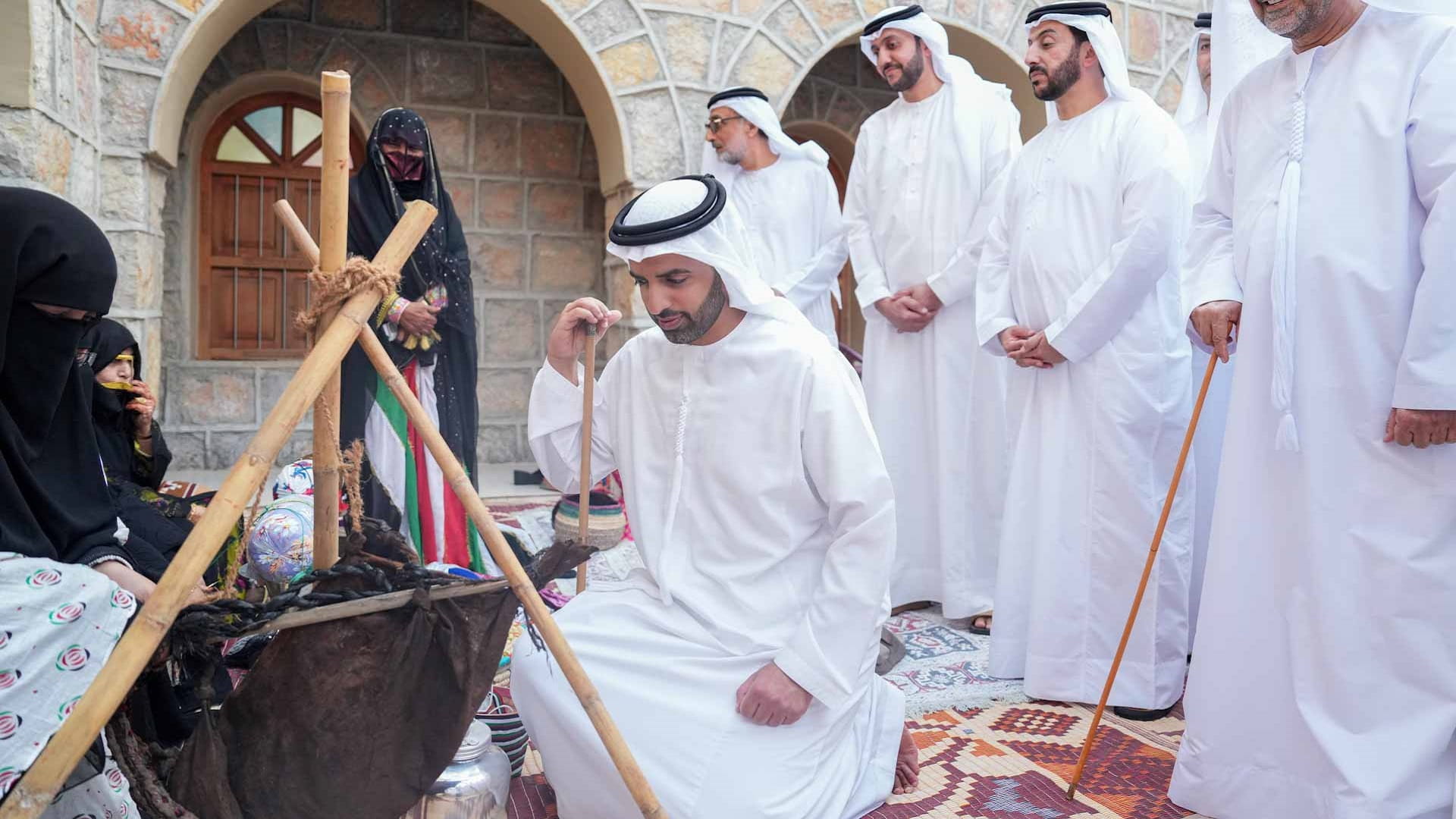 ولي عهد رأس الخيمة يفتتح متحف جمعية الشحوح للثقافة والتراث 