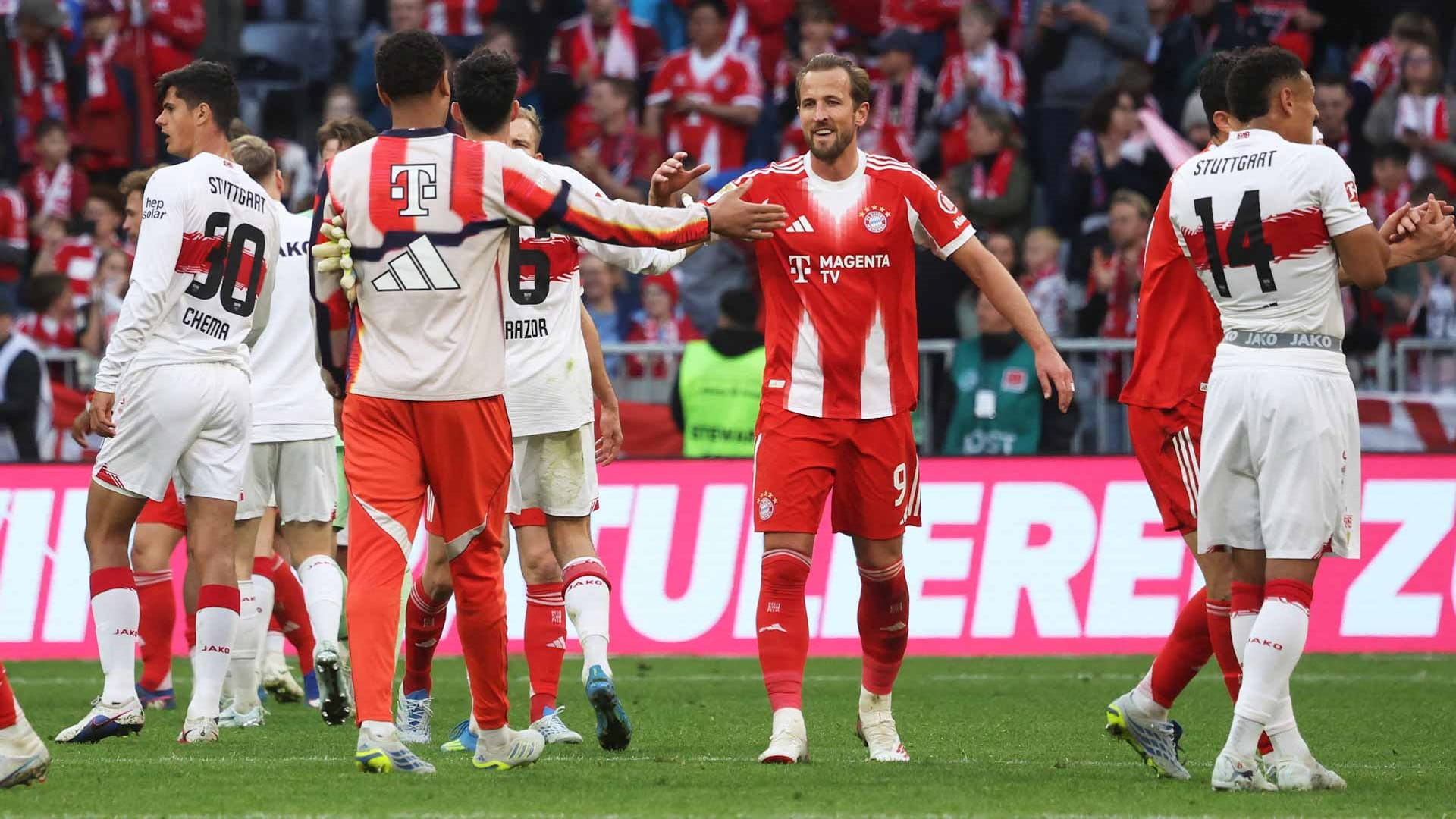 بايرن ميونيخ يتوج بلقب الدوري الألماني للمرة الـ35