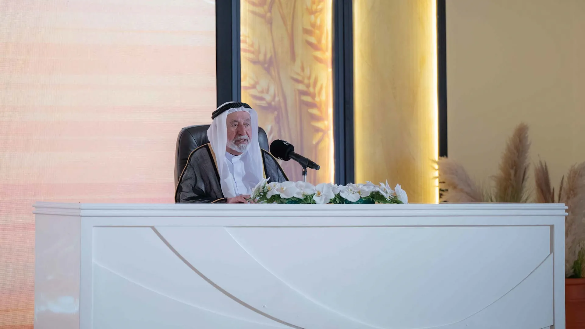 His Highness viewed a visual presentation at the ceremony