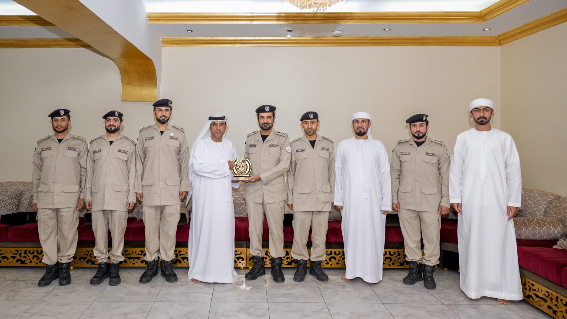 Sharjah Police strengthens community p'ship with Al Nahwa visit