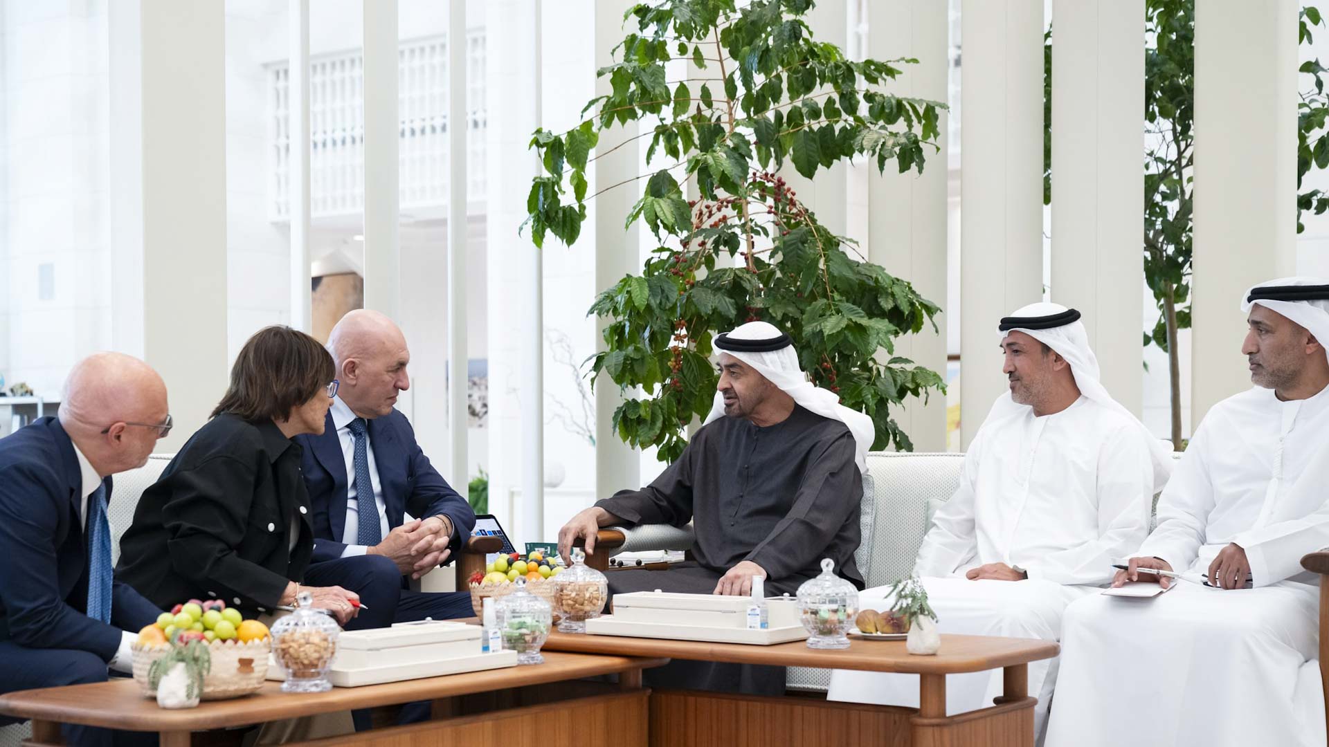 UAE President, Italian Defence Minister discuss security ties