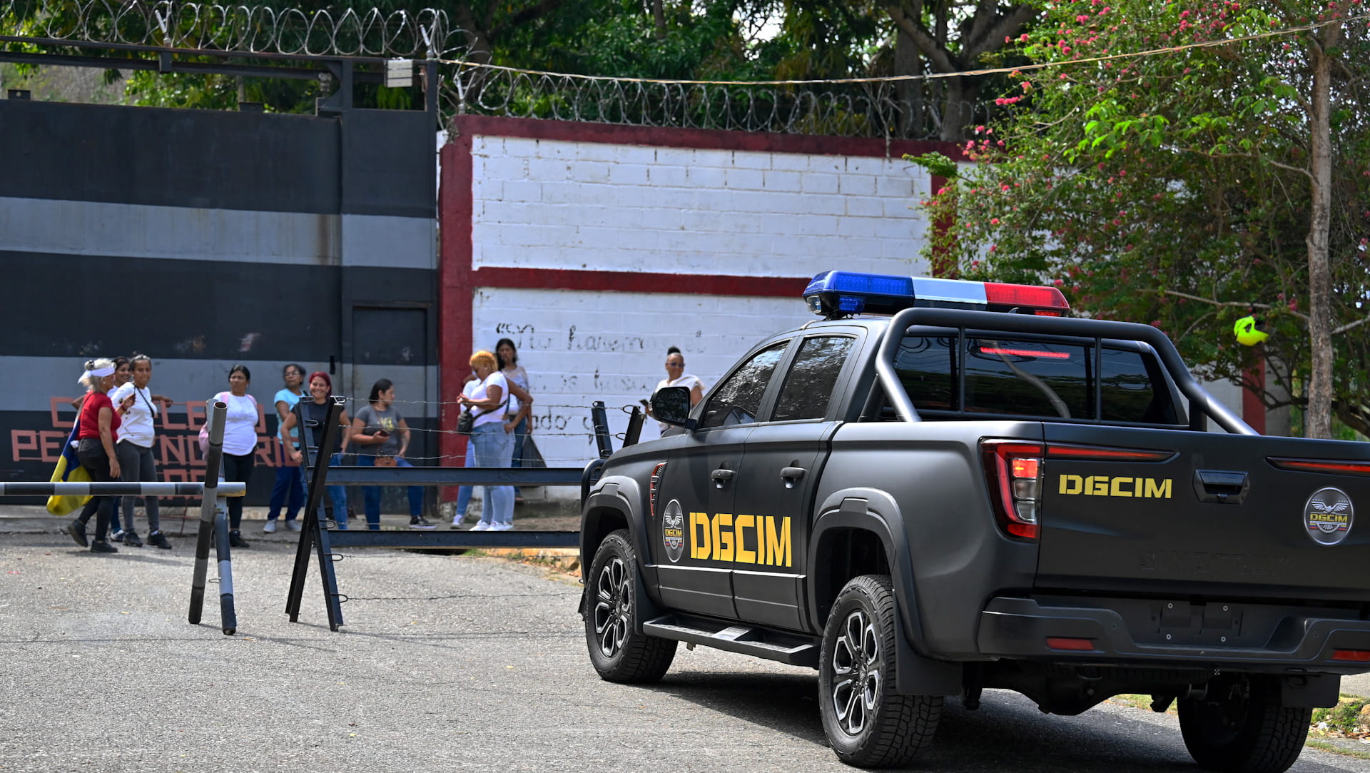 في فنزويلا.. مقتل 5 سجناء في أعمال شغب داخل سجن شديد الحراسة 