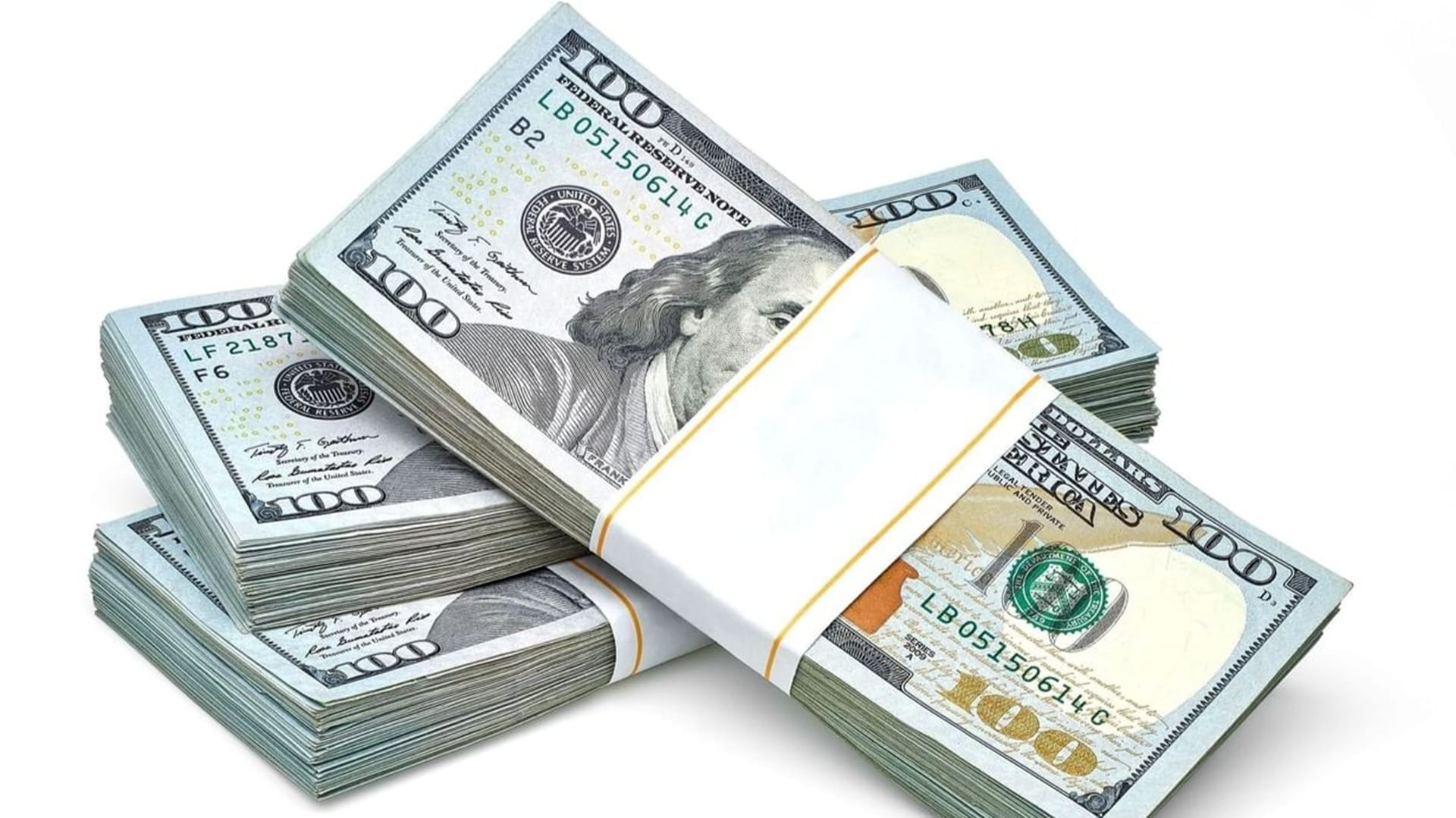 Dollar holds gains near peak as oil prices edge lower