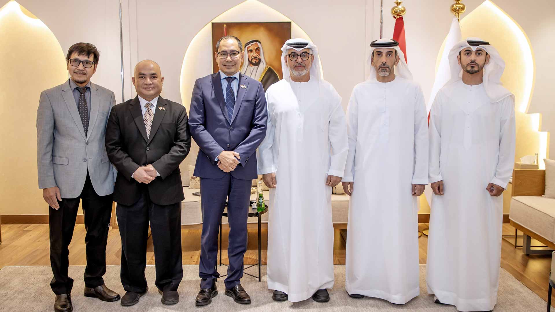 سفير إندونيسيا يشيد بالمواقف الإنسانية النبيلة لدولة الإمارات