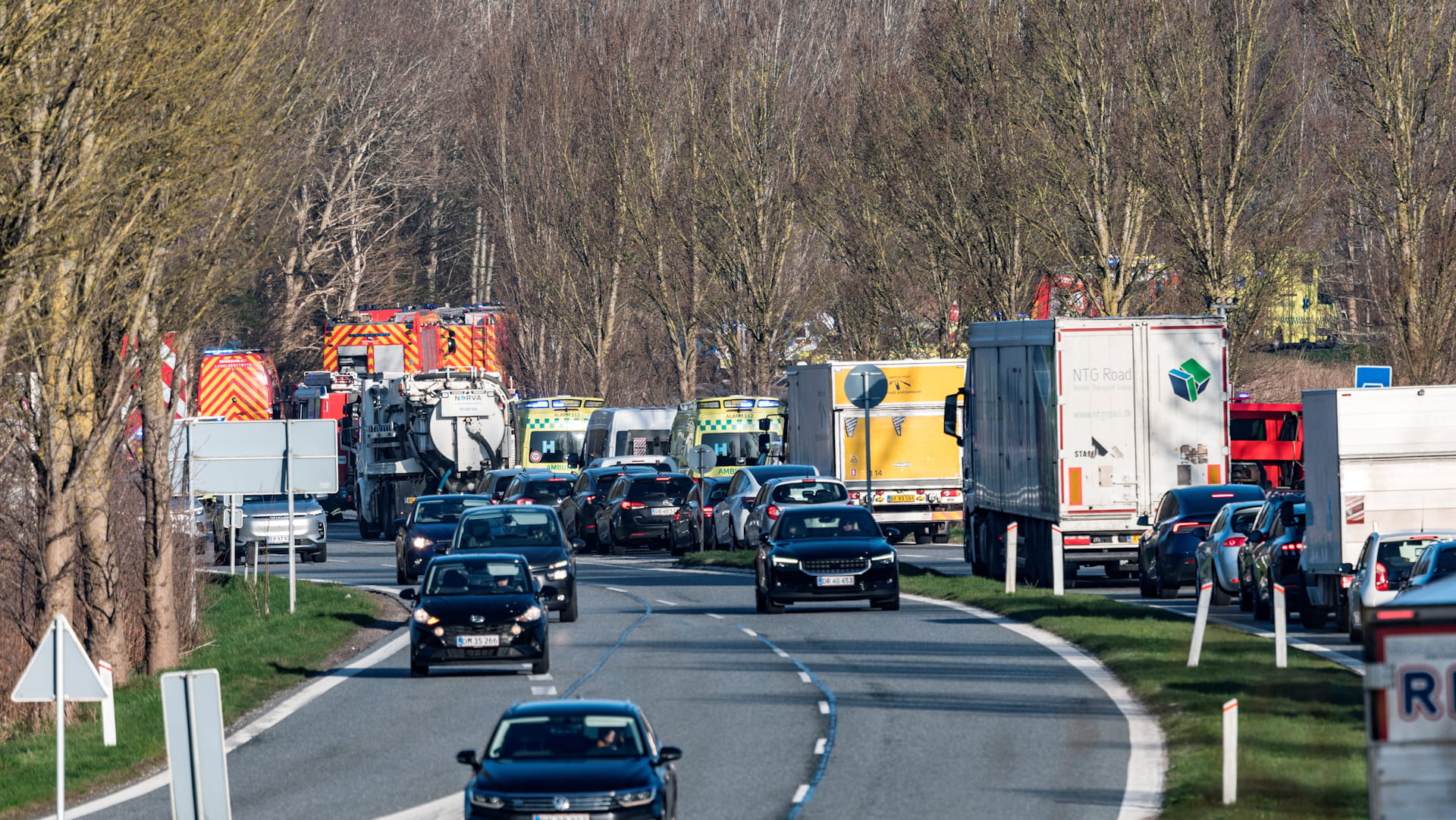 تصادم قطارين محليين في الدنمارك يسفر عن إصابة عدة أشخاص بجروح