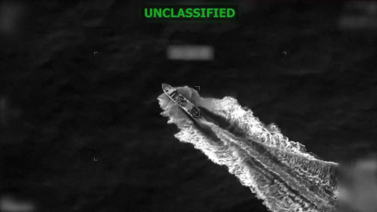 مقتل 3 في استهداف أميركي لقارب مشتبه بتهريب مخدرات بالمحيط الهادئ