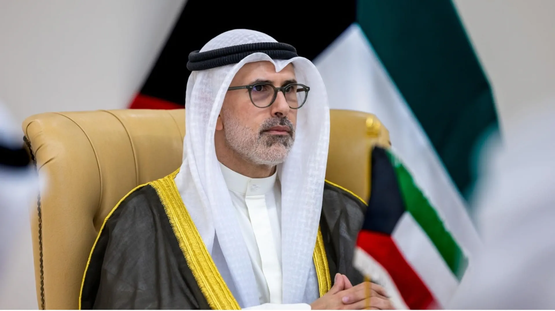 وزير خارجية الكويت يبحث مع نظرائه العماني والمصري والكندي التطورات
