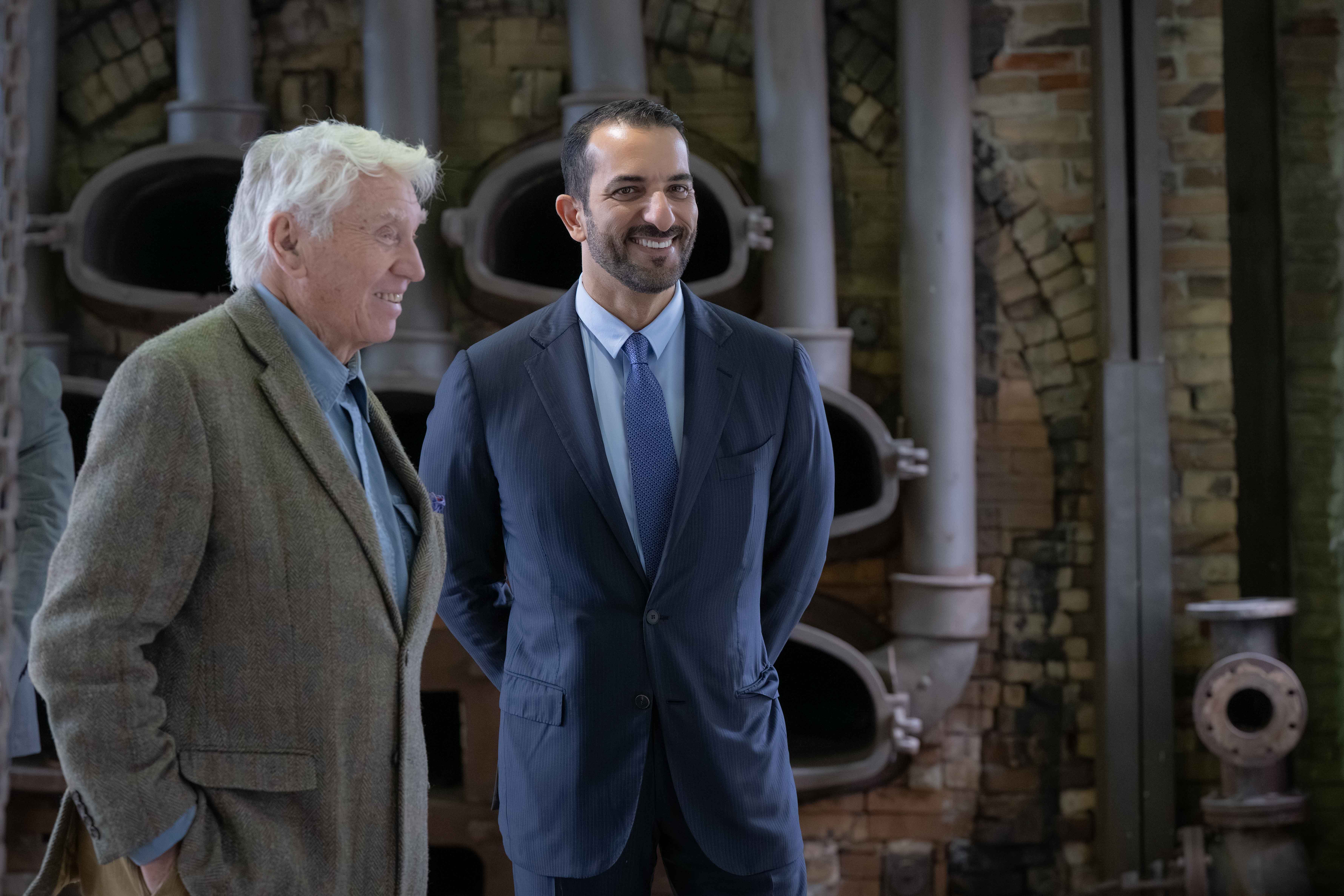 صورة بعنوان: <span class="scChromeData">{"commands":[{"click":"chrome:common:edititem({command:\"webedit:open\"})","header":"Edit the related item","icon":"/temp/iconcache/office/16x16/cubes.png","disabledIcon":"/temp/cubes_disabled16x16.png","isDivider":false,"tooltip":"Edit the related item in the Content Editor.","type":"common"},{"click":"chrome:rendering:personalize({command:\"webedit:personalize\"})","header":"Personalize","icon":"/temp/iconcache/office/16x16/users_family.png","disabledIcon":"/temp/users_family_disabled16x16.png","isDivider":false,"tooltip":"Create or edit personalization for this component.","type":"sticky"},{"click":"chrome:rendering:editvariations({command:\"webedit:editvariations\"})","header":"Edit variations","icon":"/temp/iconcache/office/16x16/windows.png","disabledIcon":"/temp/windows_disabled16x16.png","isDivider":false,"tooltip":"Edit the variations.","type":"sticky"}],"contextItemUri":"sitecore://master/{9B0B5084-5C97-4F39-B4ED-045BB2C0494C}?lang=ar&ver=1","custom":{},"displayName":"Title","expandedDisplayName":"This is require field and Maximum 90 character is allow"}</span><span sc_parameters="prevent-line-break=true" class="scWebEditInput scEnabledChrome" id="fld_9B0B50845C974F39B4ED045BB2C0494C_E873DAB3C3324E8EB106973D9F53F5B7_ar_1_32d5ebfa65d74deea8d1a94a31c7e1f7_77157_edit" contenteditable="true" scdefaulttext="[No text in field]" scfieldtype="single-line text" sc-part-of="field">سلطان بن أحمد يفتتح معرض المصور العالمي السير دون ماكلين في أُثينا</span>_F80DB1B5B299479BBA97FA2B077E7152