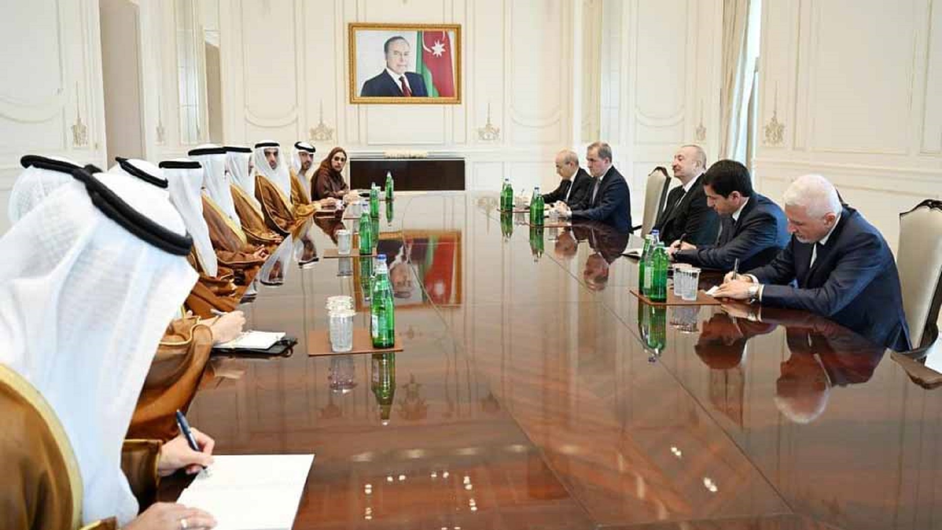 سعيد الهاجري ورئيس أذربيجان يبحثان تعزيز التعاون المشترك