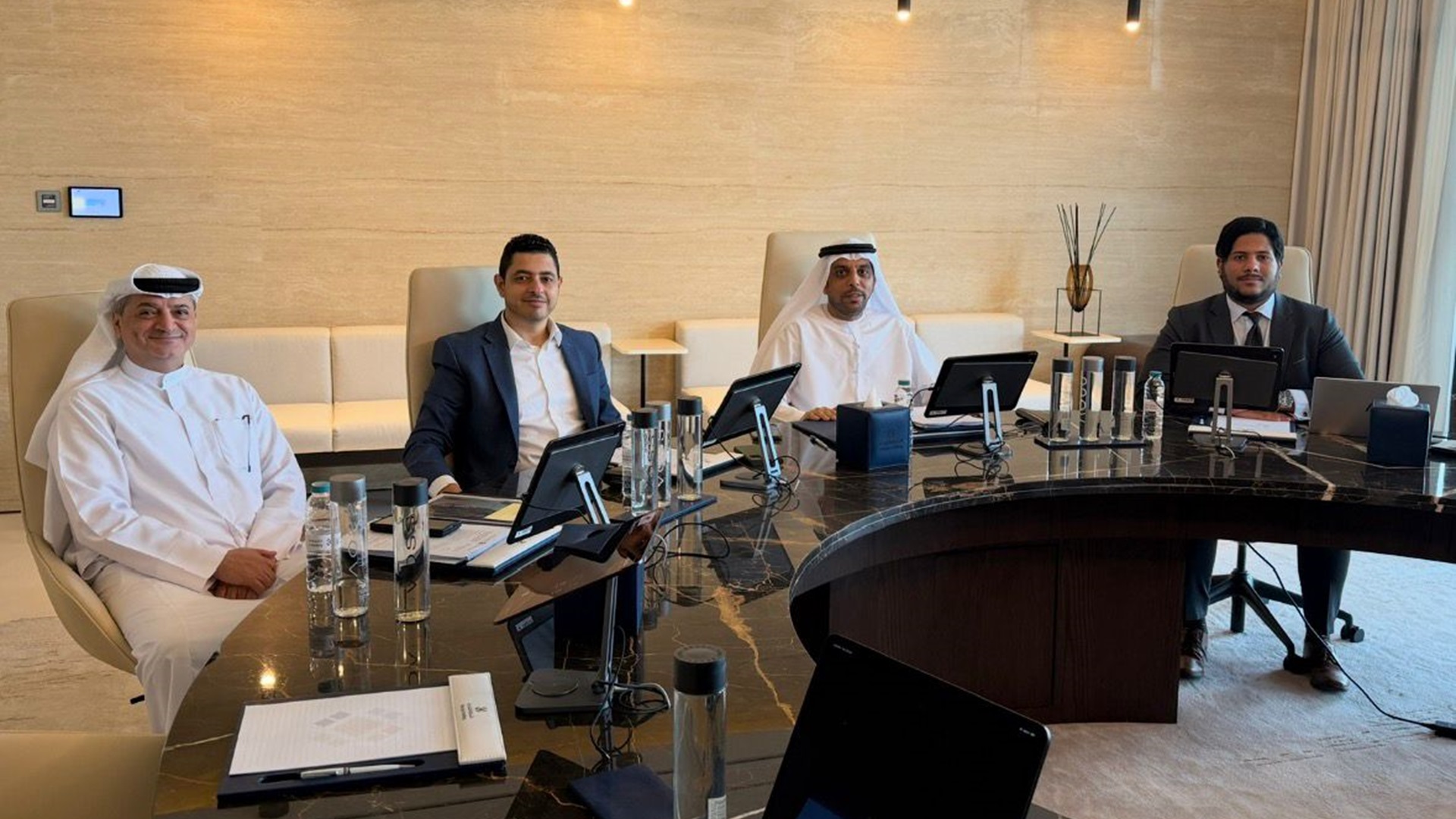 صورة بعنوان: مجلس إدارة "الشارقة القابضة" يبحث مستجدات أعماله لعام 2026 