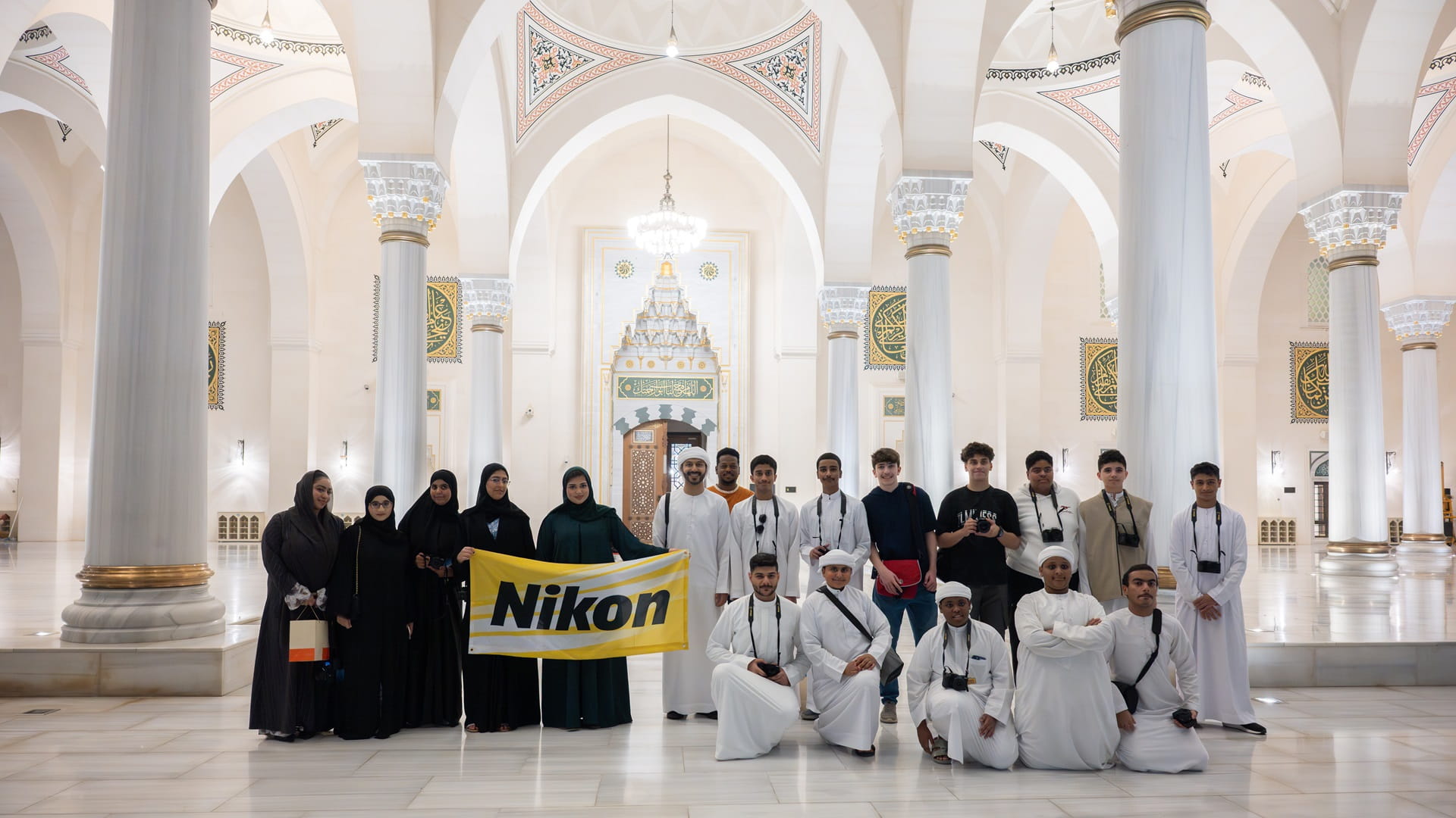 صورة بعنوان: مؤسسة فن تختتم برامج وورش التصوير والفن الإعلامي لشهر أبريل 