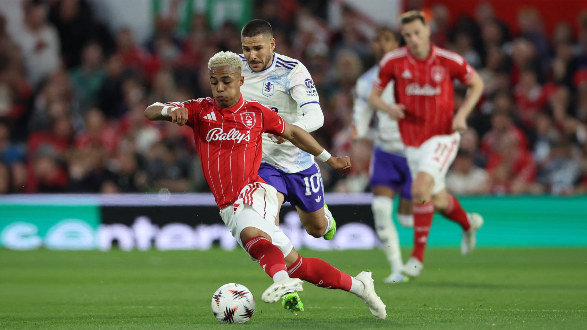 Nottingham Forest edge Aston Villa in first leg of Europa tie