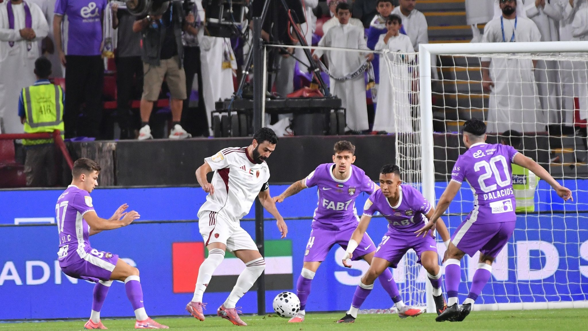 الوحدة يتوج بطلاً لكأس مصرف أبوظبي الإسلامي
