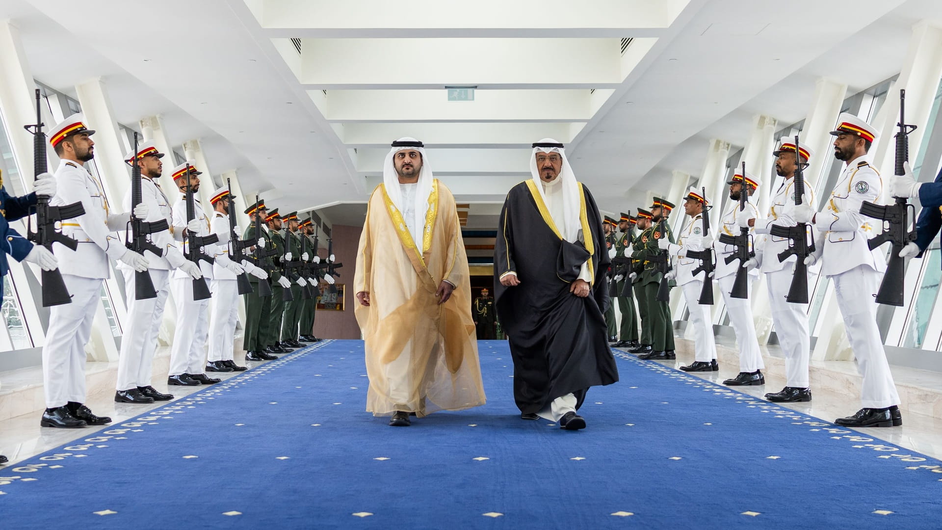 Maktoum bin Mohammed sees off Prime Minister of Kuwait