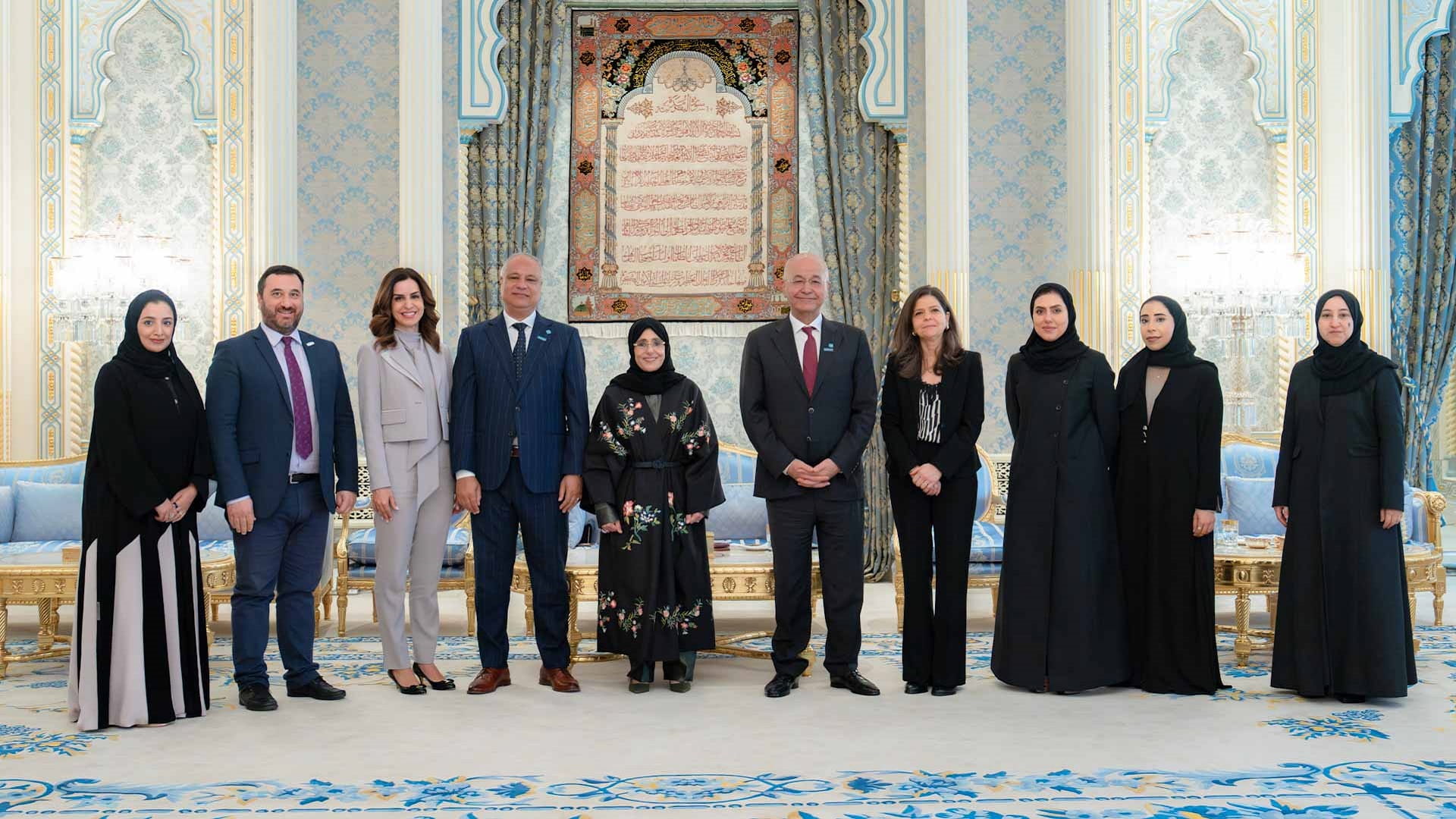 جواهر القاسمي وبرهم صالح يبحثان آفاق التعاون الإنساني العالمي