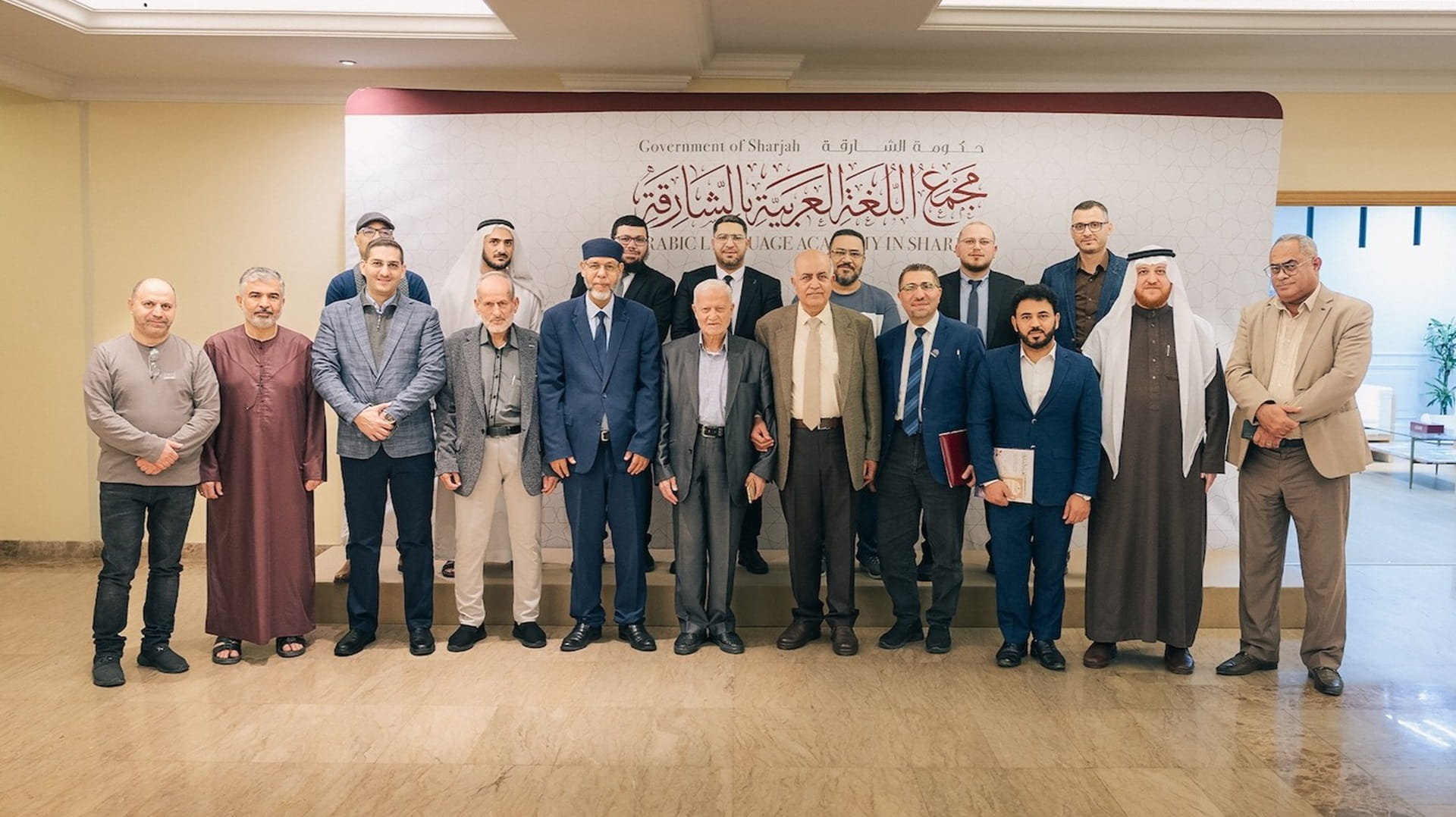 صورة بعنوان: مجمع اللغة العربية بالشارقة يسلّط الضوء على مسيرة سمير الدروبي 