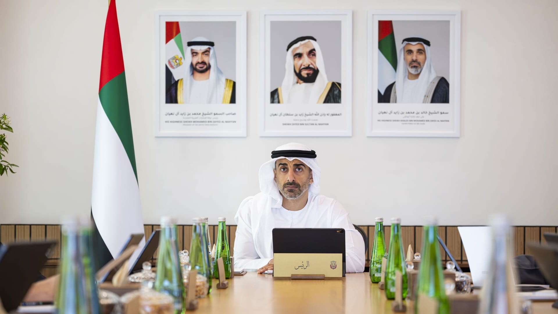 صورة بعنوان: حمدان بن محمد بن زايد يترأس اجتماع "مجلس الأنظمة الذكية" 