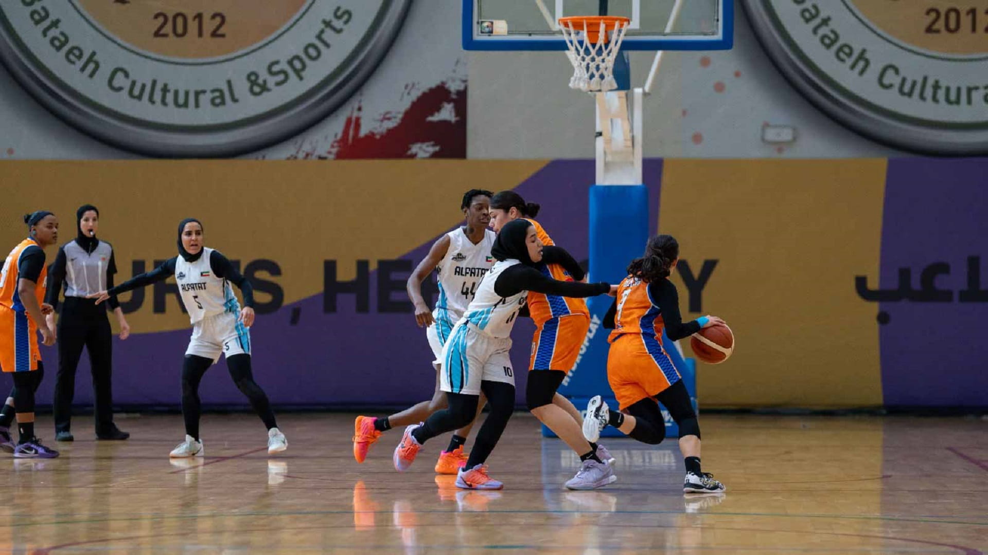 الفحيص الأردني يواصل العلامة الكاملة في سلة "عربية السيدات" 