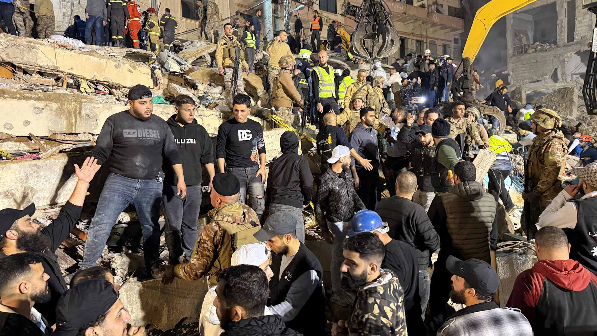 Lebanon's Tripoli building collapse kills 15