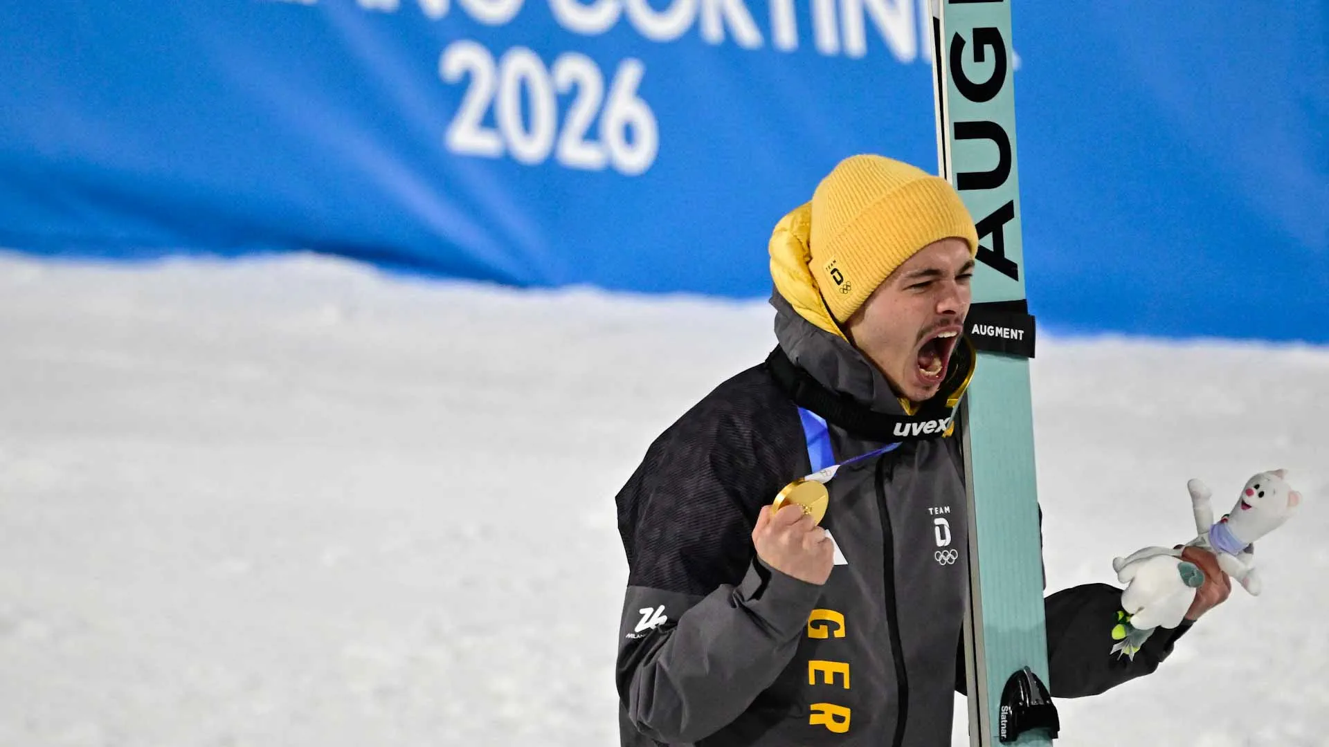 German Raimund wins Normal Hill gold in ski jumping