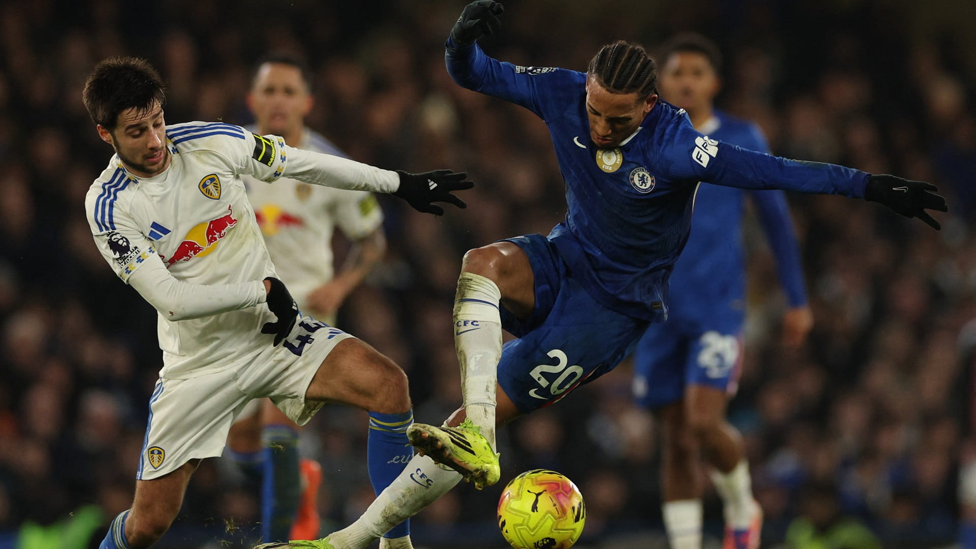 Chelsea held to 2-2 draw by Leeds in Premier League
