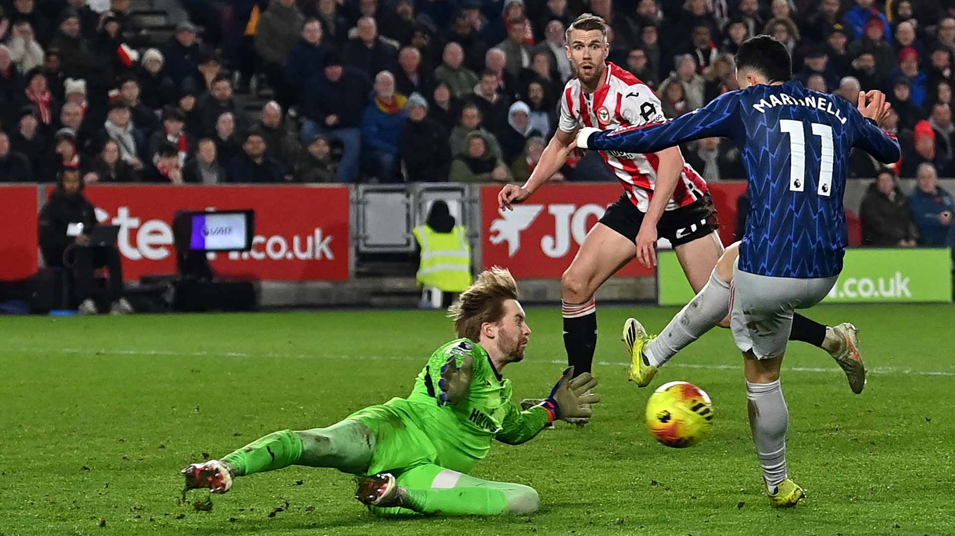 أرسنال يخسر نقطتين ثمينتين في الدوري الإنجليزي  