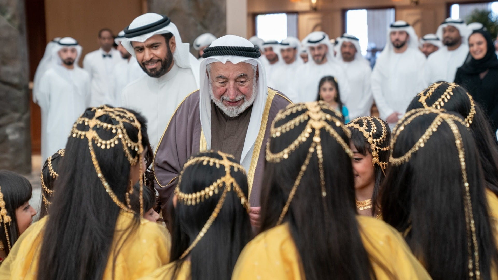 حاكم الشارقة يفتتح مزرعة الحيوانات الأليفة في منطقة فِلي