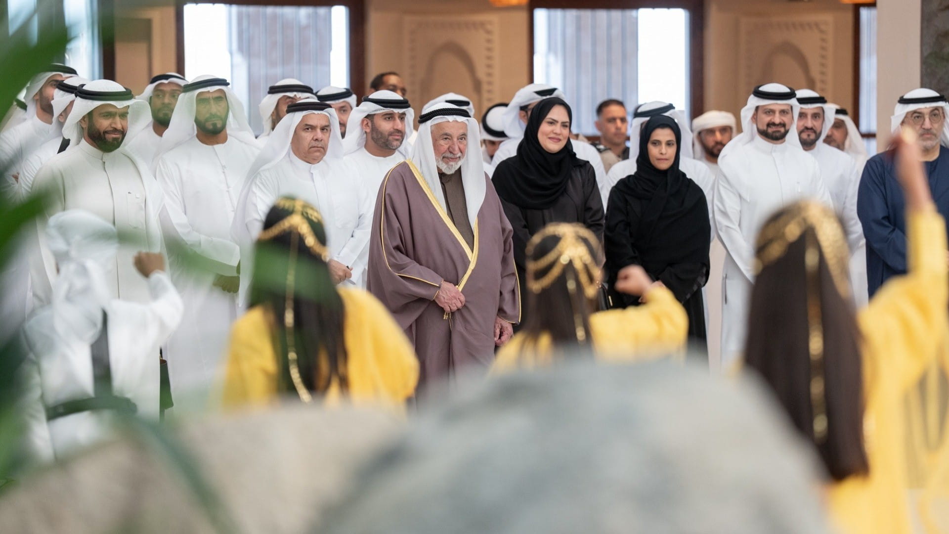 حاكم الشارقة يفتتح مزرعة الحيوانات الأليفة في منطقة فِلي