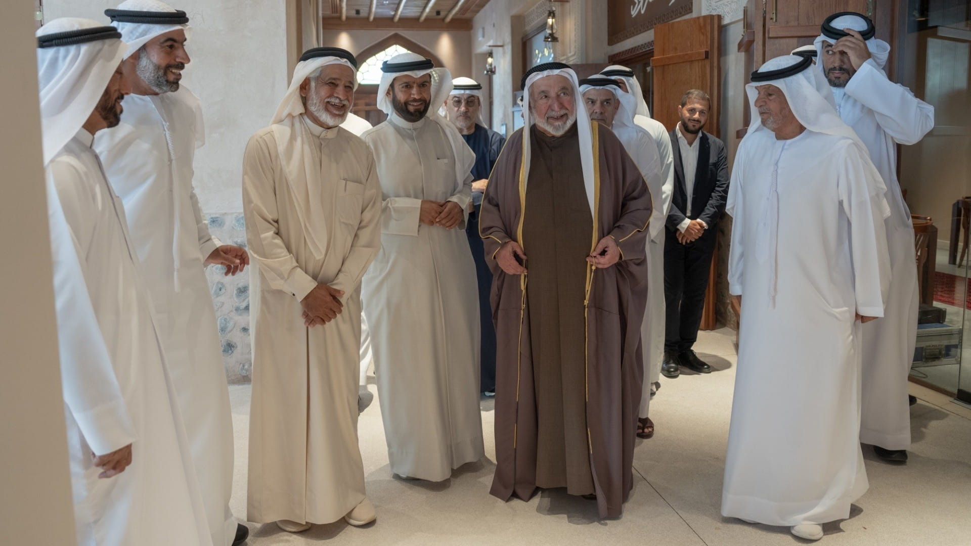 سلطان القاسمي يفتتح سوق فِلي التراثي