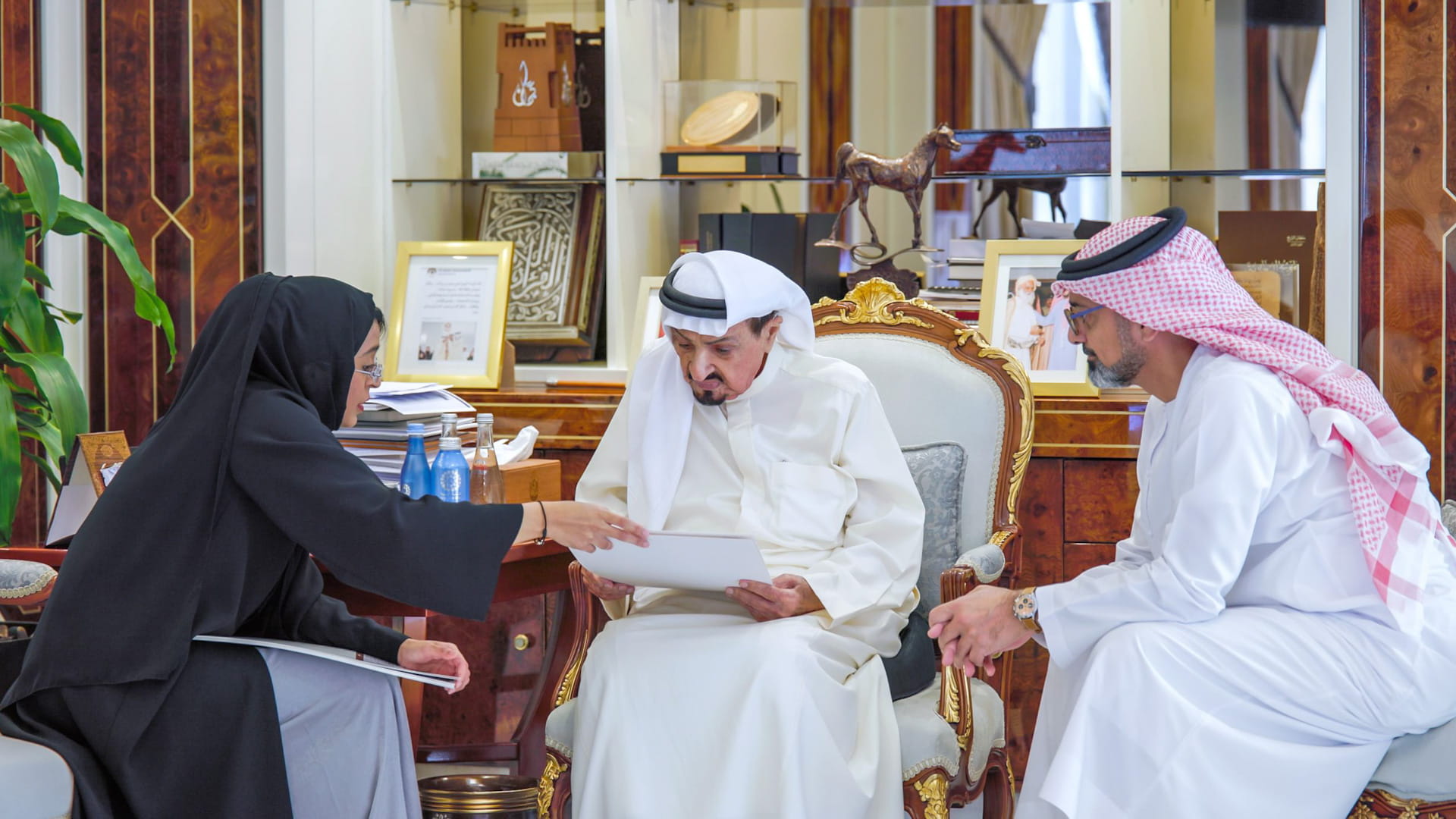 لتوسيع المشاركة.. حميد بن راشد يطلق مبادرة "شركاء الوقف المجتمعي"  