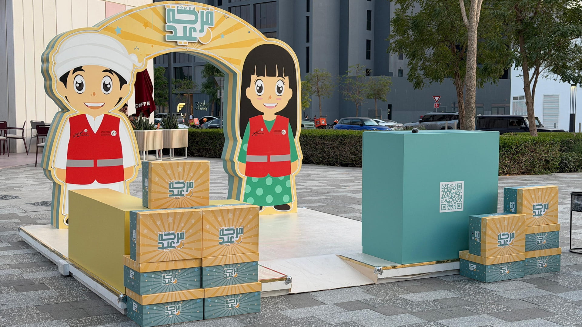 SSSD distributes ‘Joy Boxes’ to 865 children in shopping malls