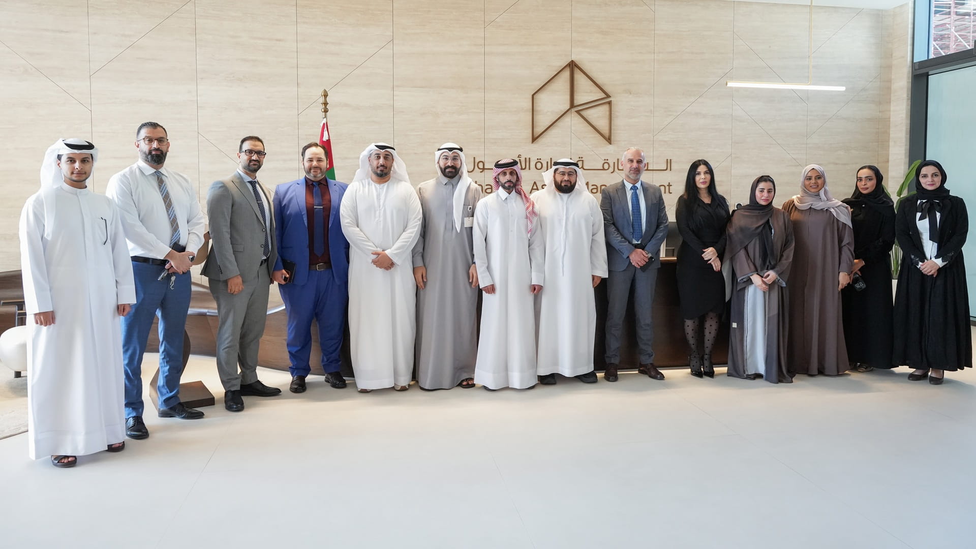 الشارقة لإدارة الأصول تستقبل وفدي عقارات عجمان ولجنة الأزمات 