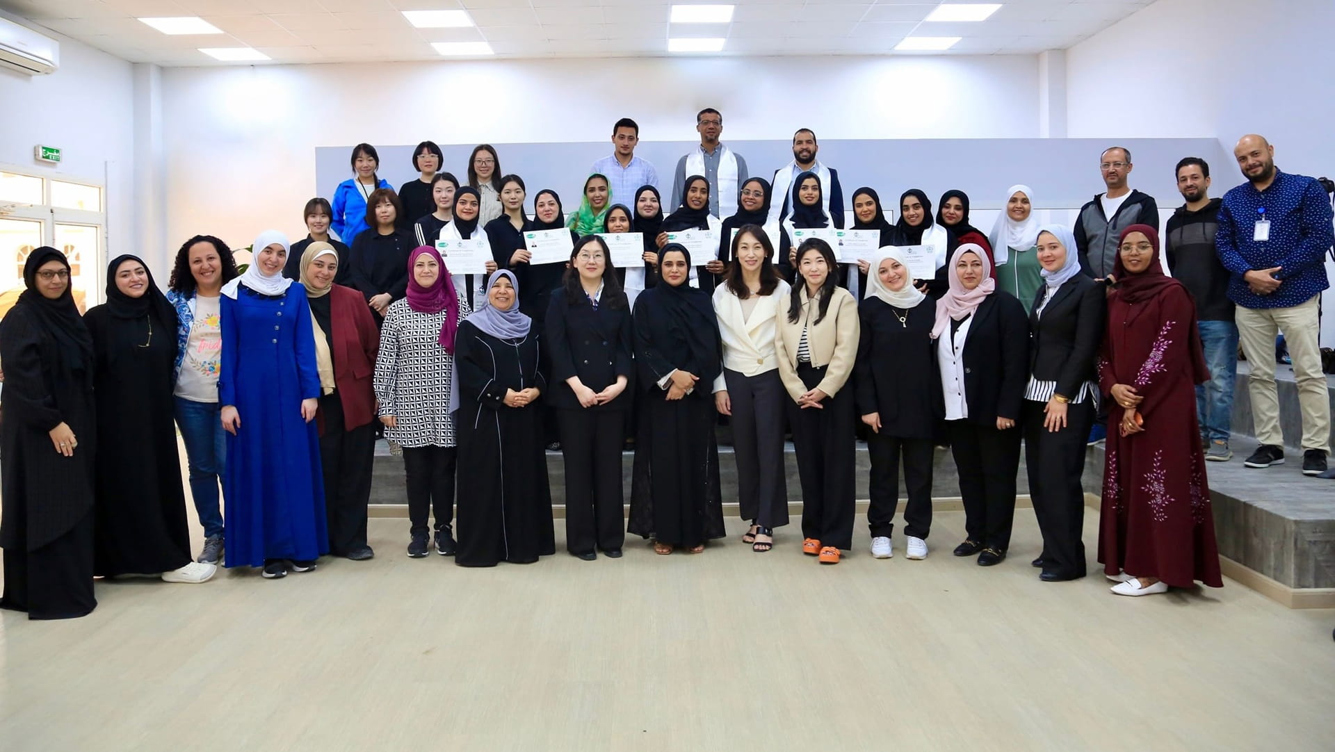 "إنسانية الشارقة" تواصل تعاونها مع جامعة "إيوا" النسائية الكورية