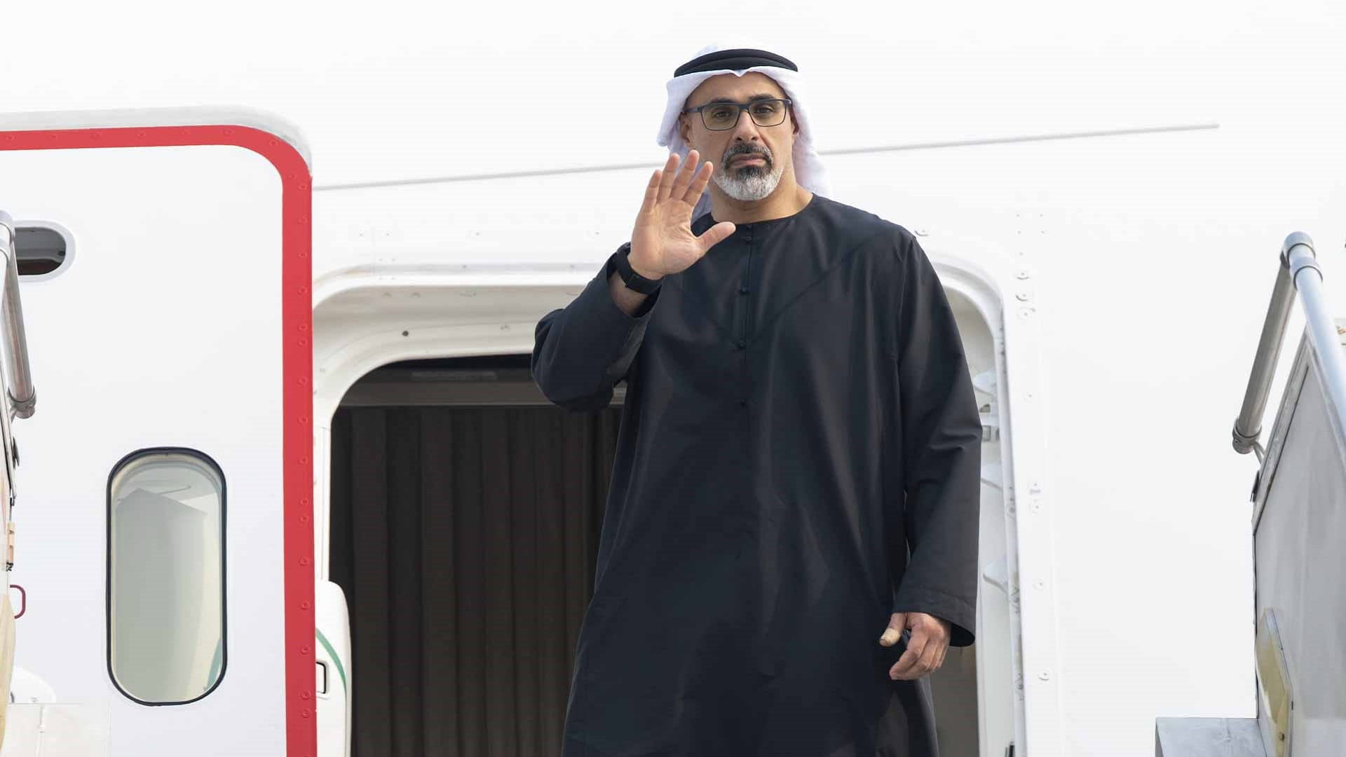 ولي عهد أبوظبي يختتم زيارته إلى جمهورية الهند 